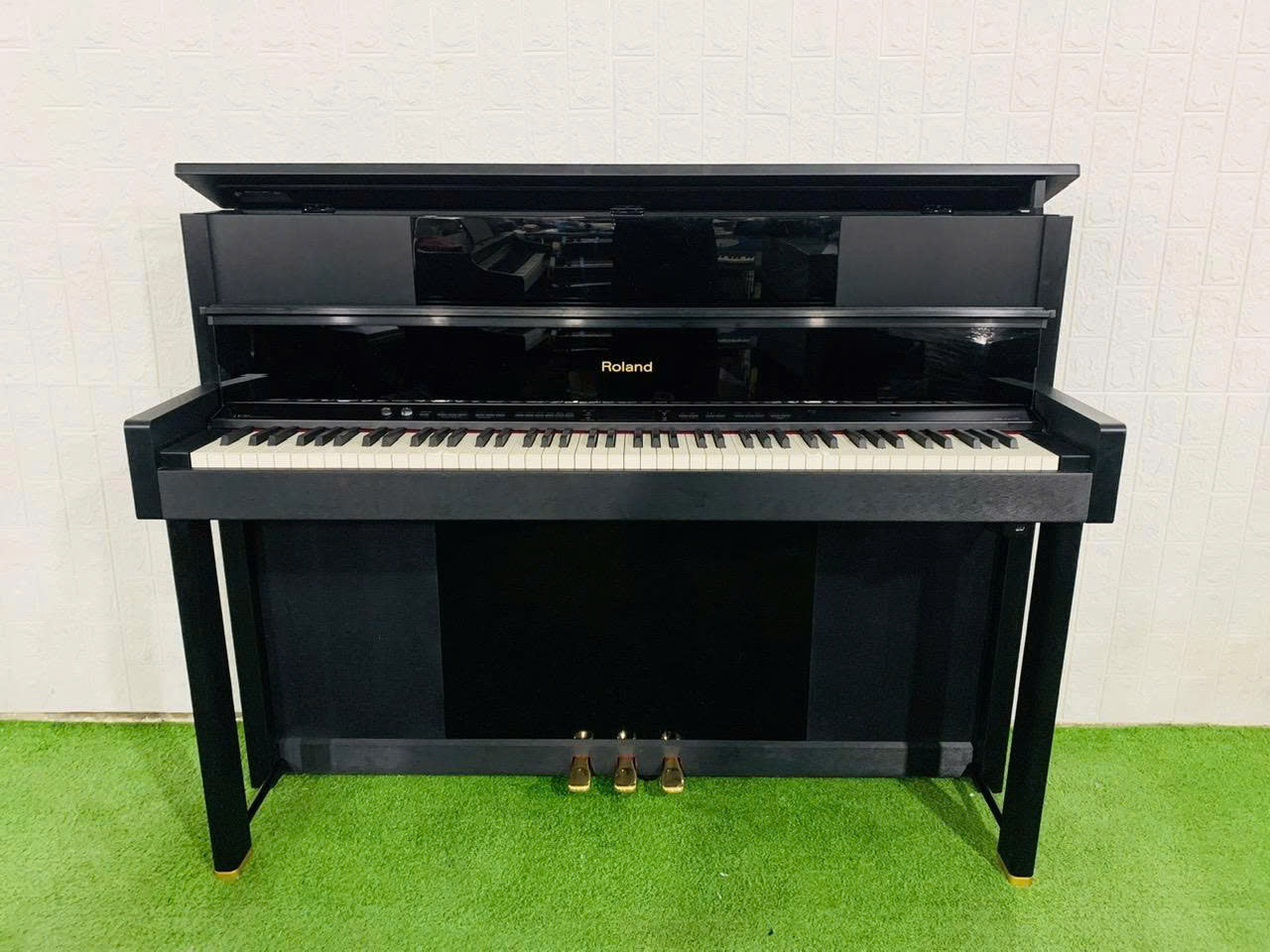 Đàn Piano Điện Roland LX10