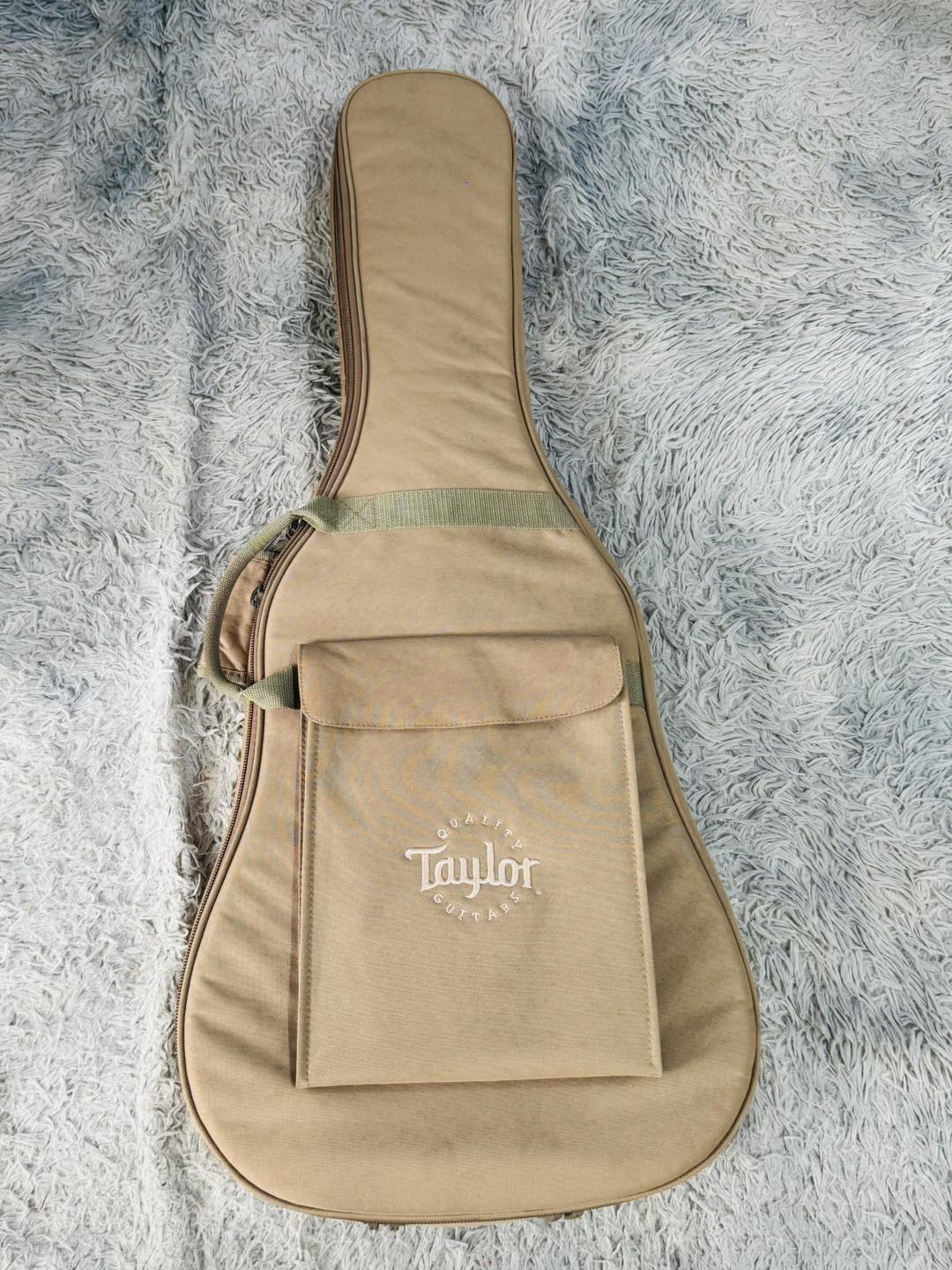 Đàn Guitar Acoustic Taylor 110