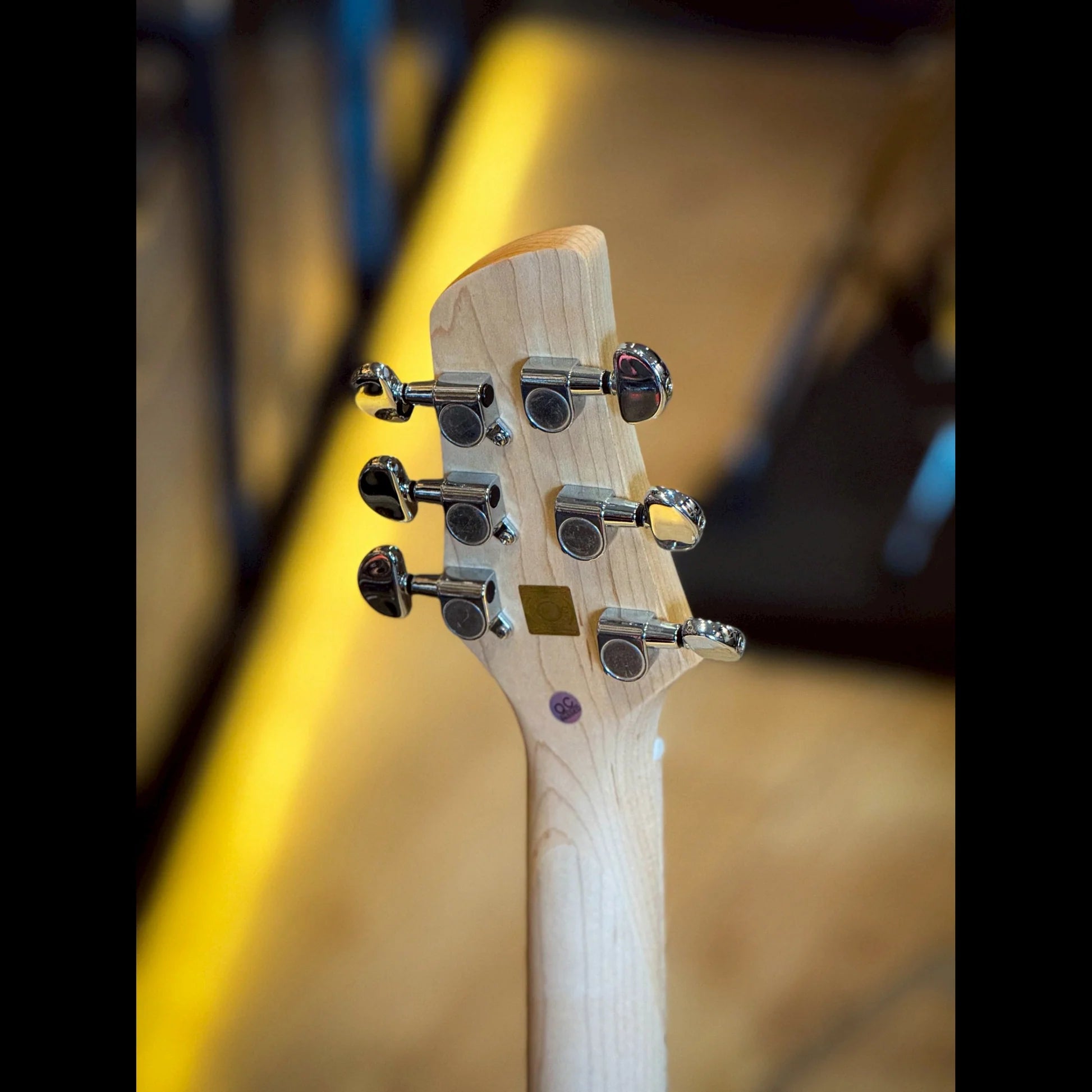 Đàn Guitar Điện Daisy Jeni E200 HSS Electric Guitar, Maple Fingerboard, White