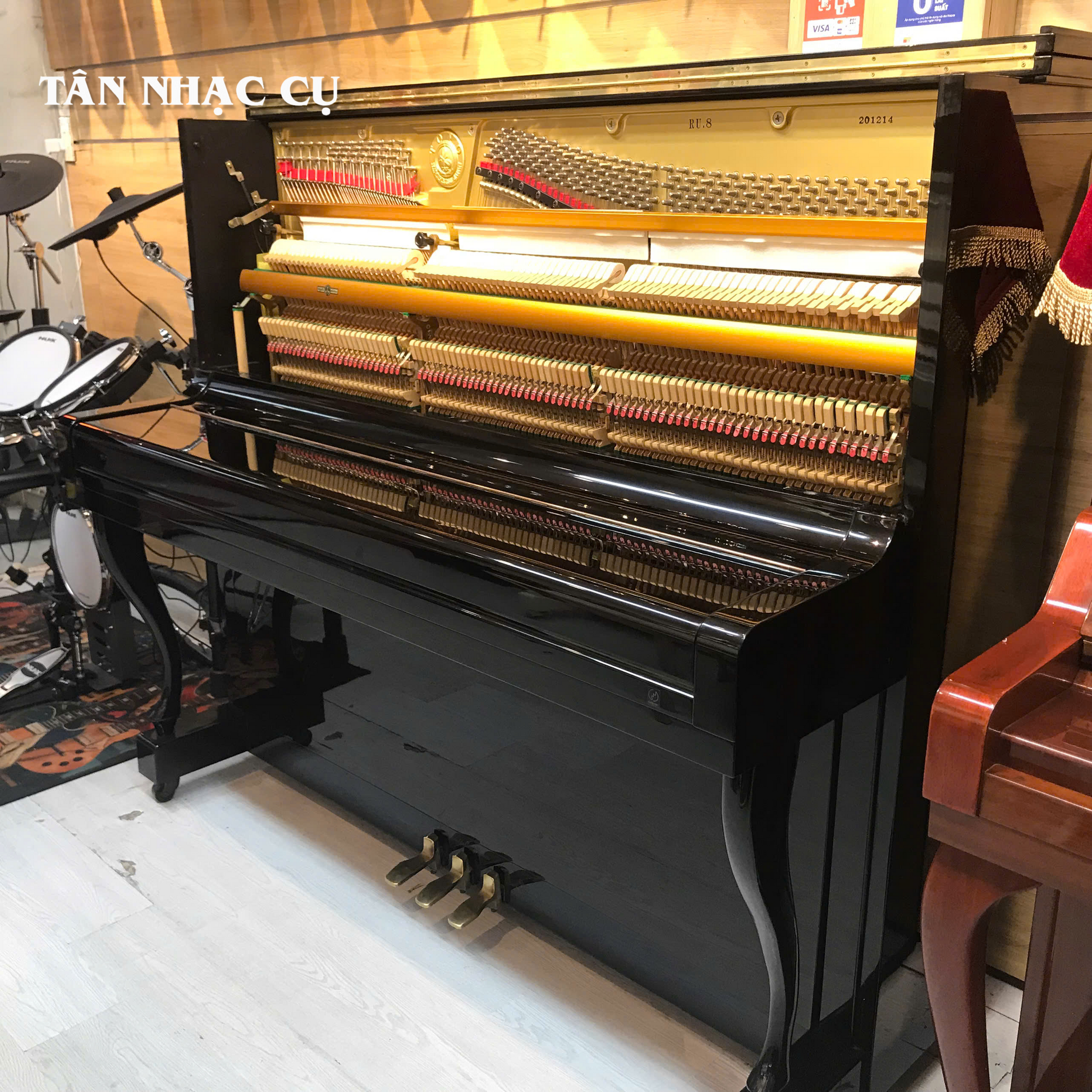 Đàn Piano Cơ Upright Apollo RU8
