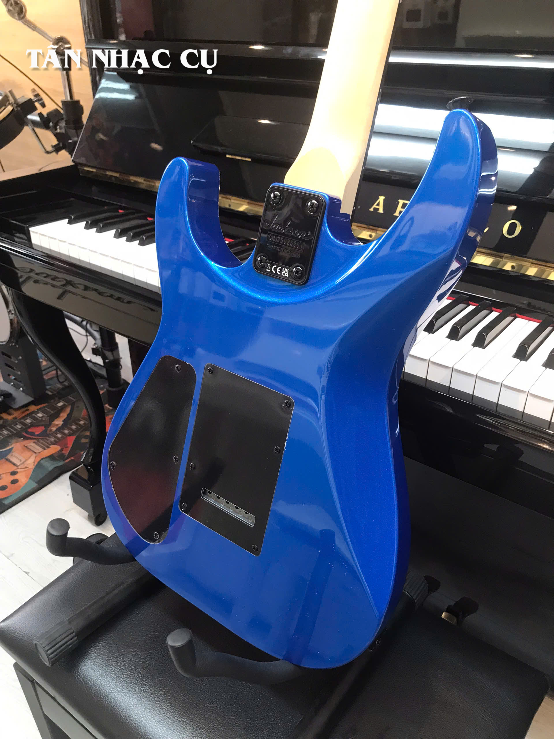 Đàn Guitar Điện Jackson Dinky JS11 HH Electric Guitar, Amaranth Fingerboard, Metallic Blue #2910121527