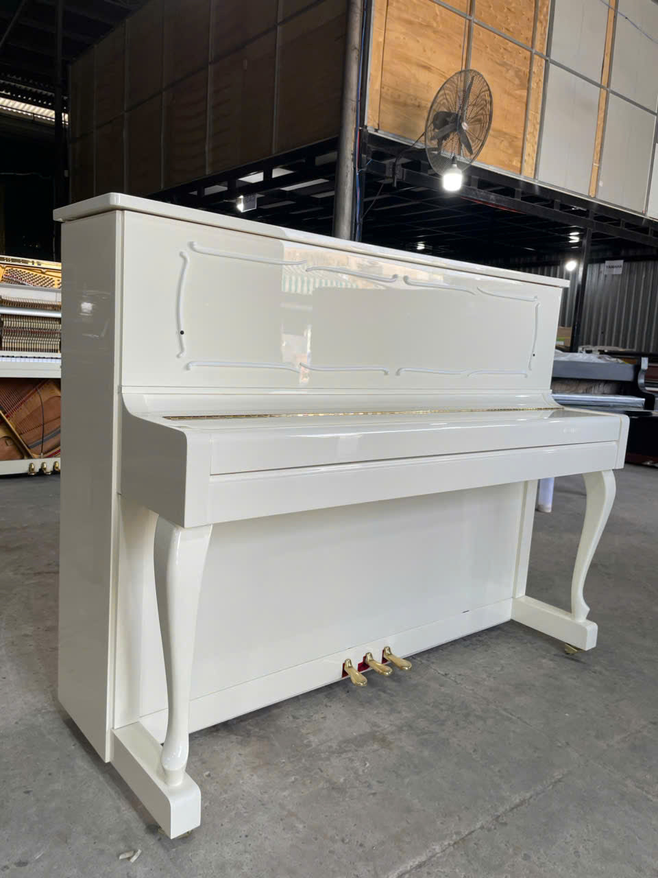 Đàn Piano Cơ Upright Wendl & Lung U118 White