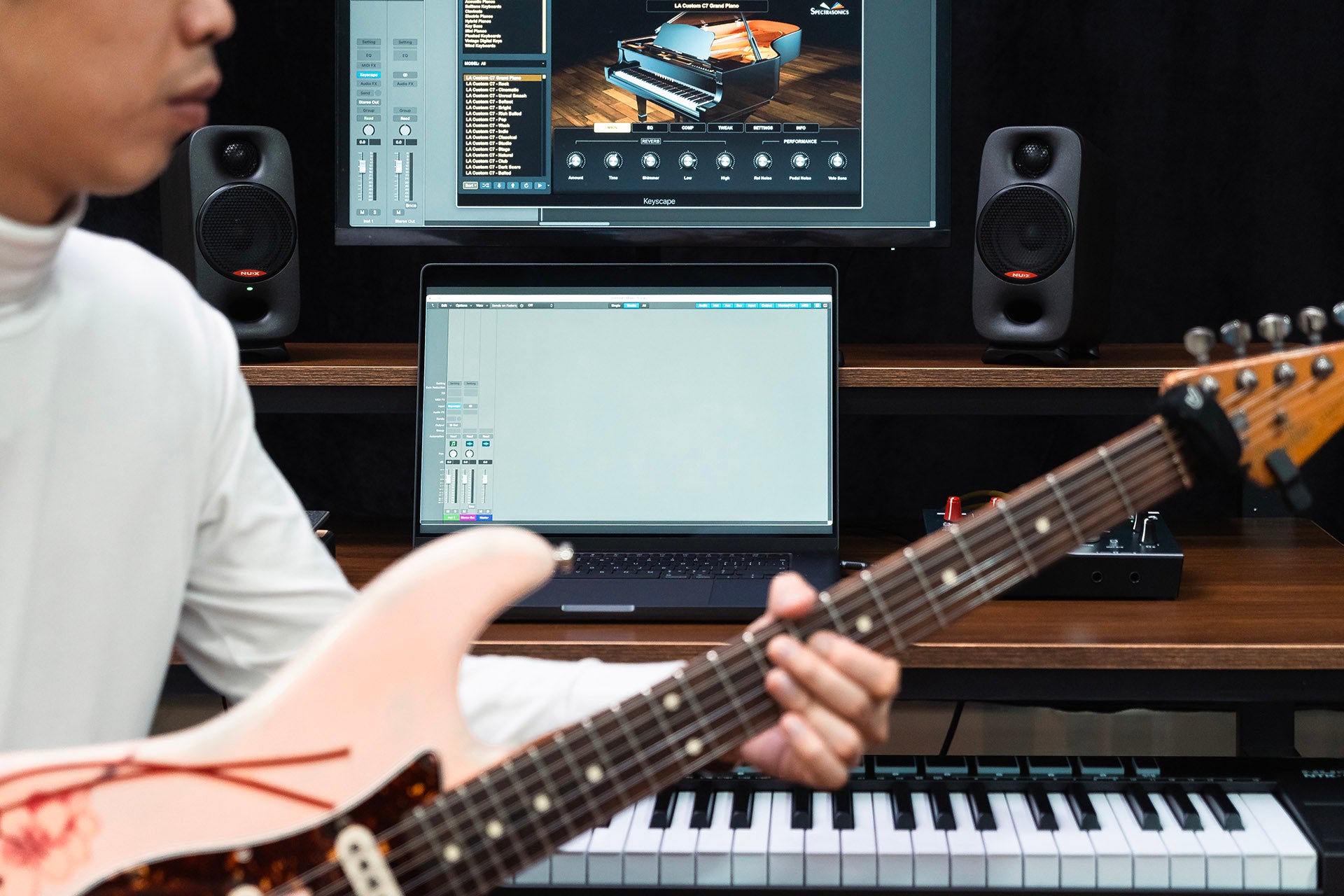 Loa Kiểm Âm Nux AXON 3 Studio Monitor