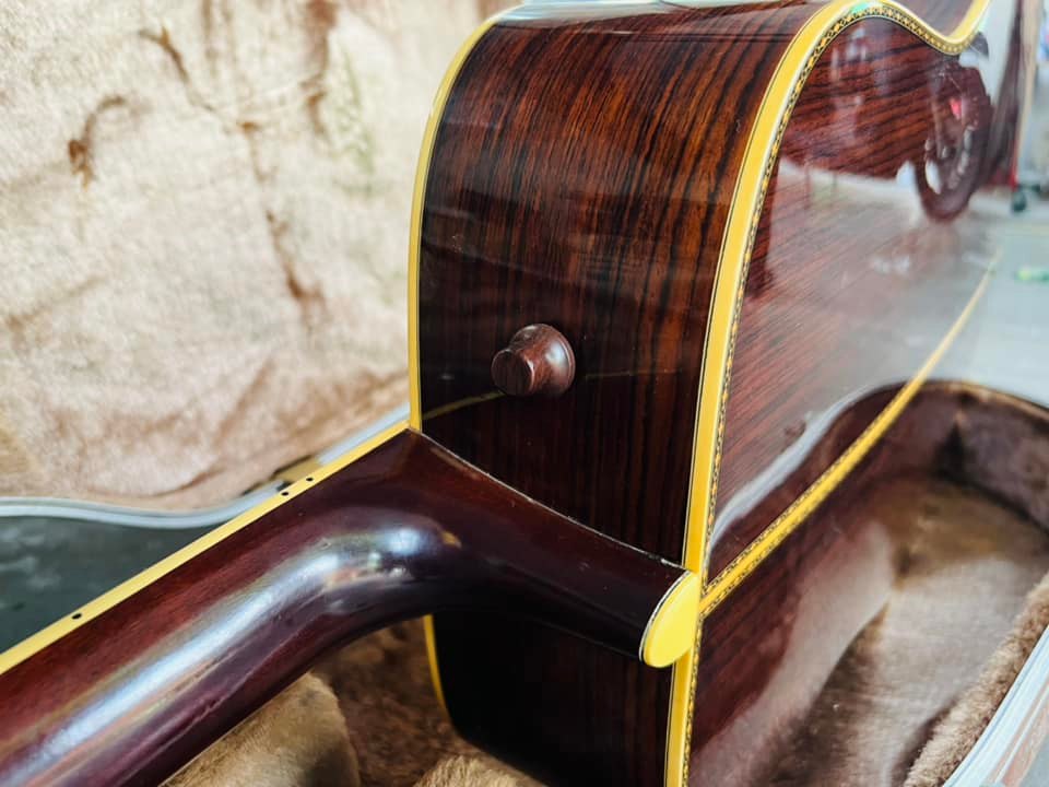 Đàn Guitar Acoustic Yamaha L10E