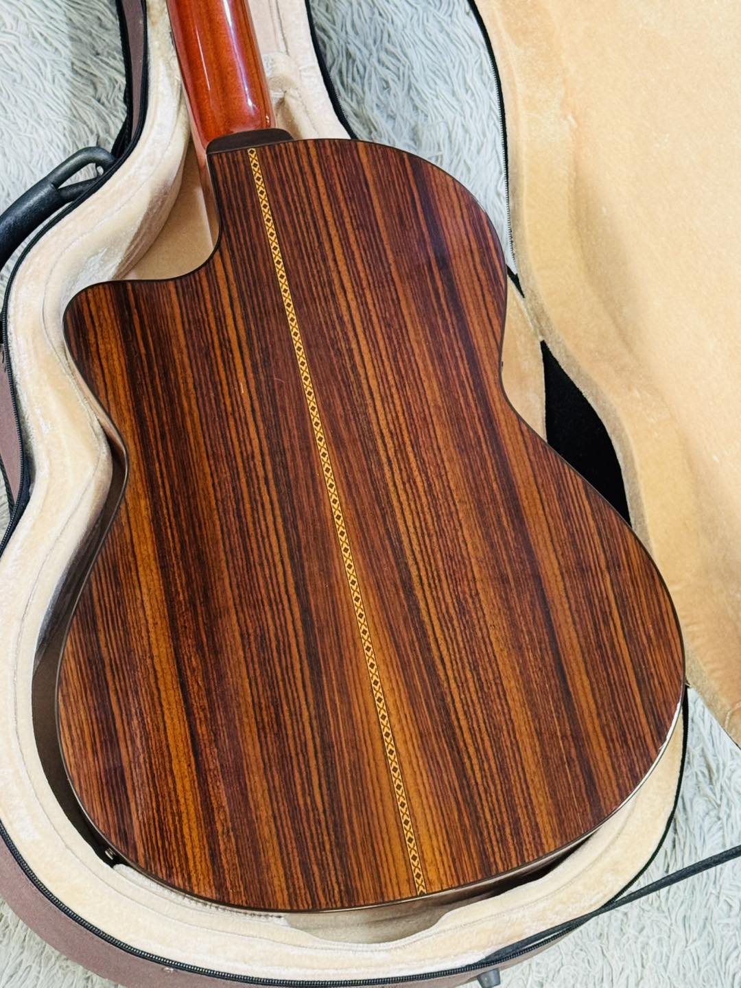 Đàn Guitar Classic Kazuo Yairi CE1