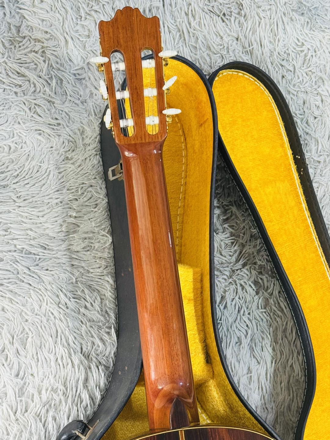 Đàn Guitar Classic Yamaha C250