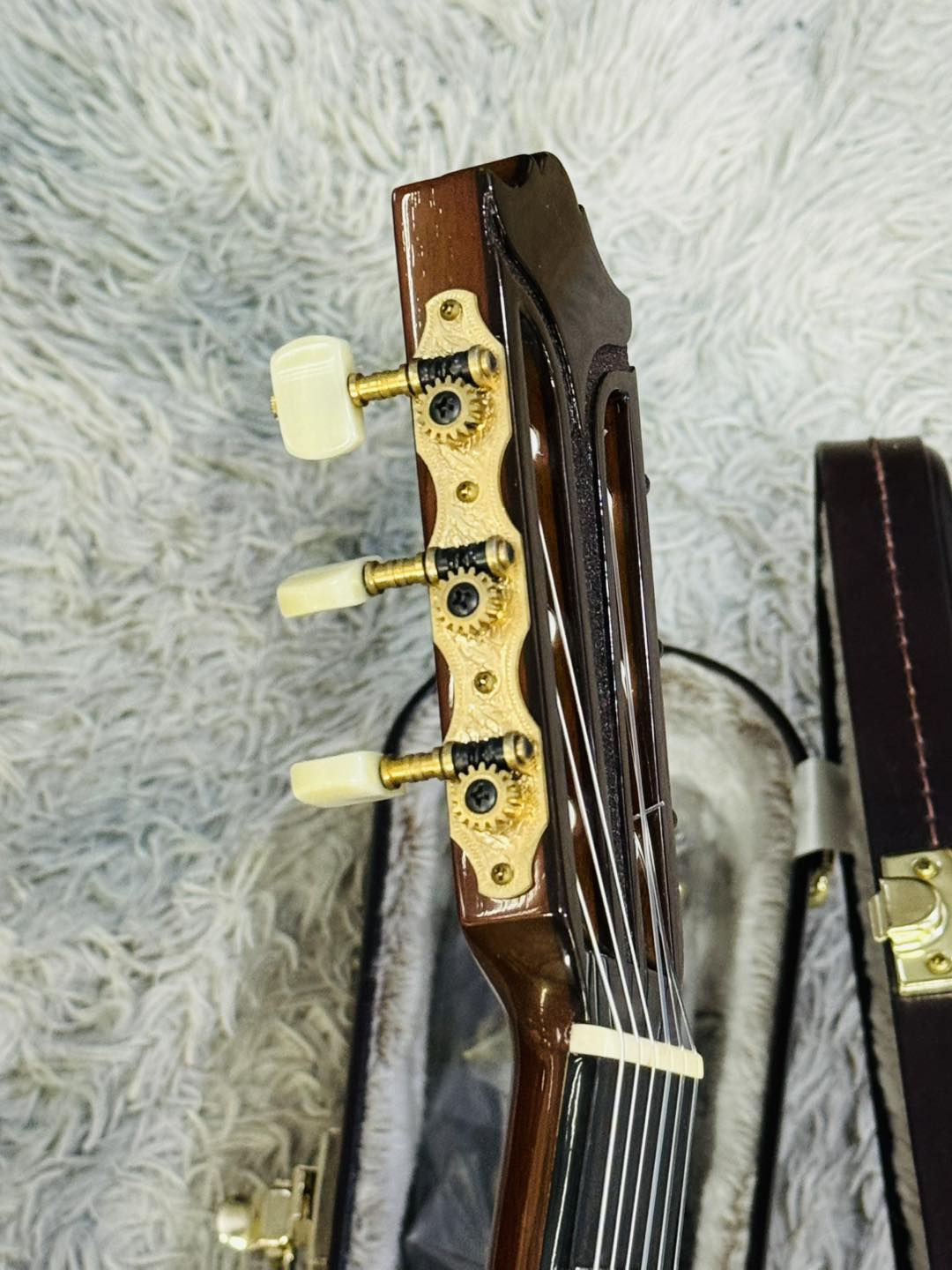 Đàn Guitar Classic Yamaha GC60