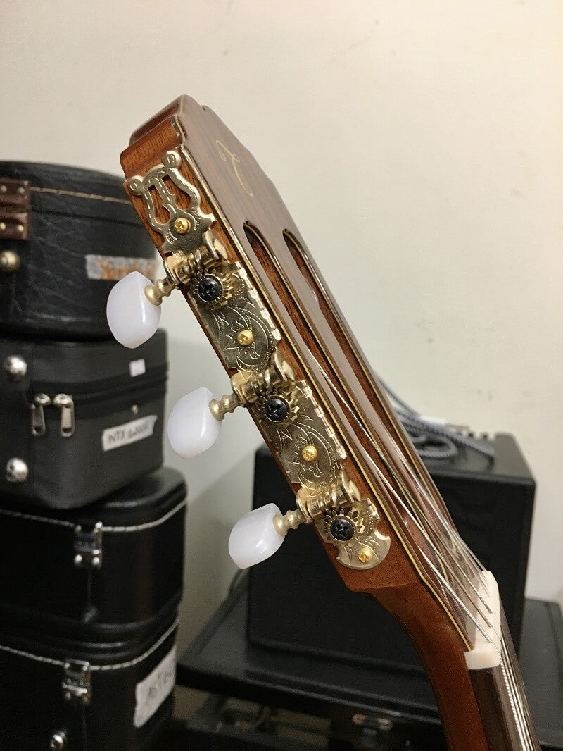 Đàn Guitar Classic Takamine TC132SC