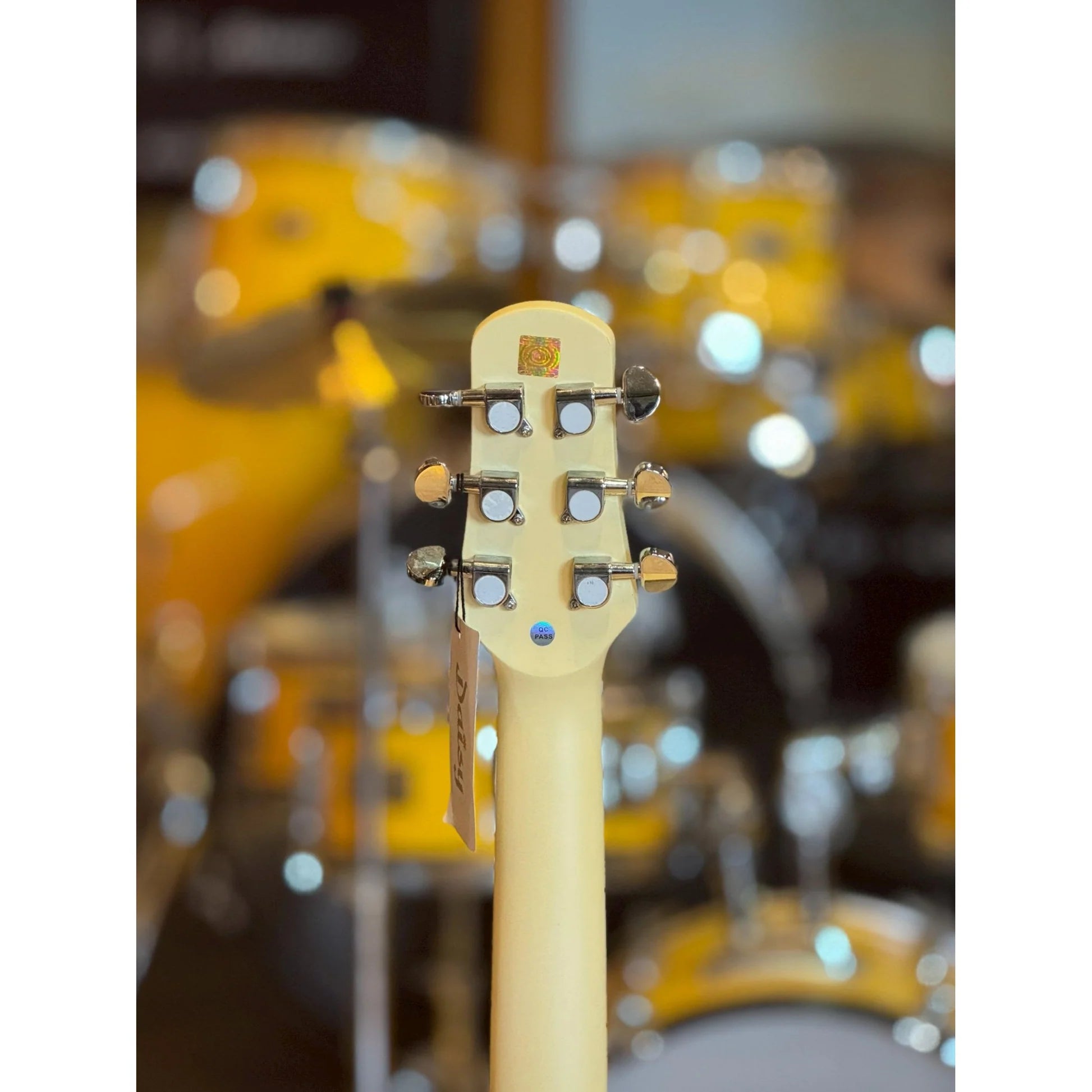Đàn Guitar Acoustic Daisy D100 34 Inch Size 1/2, White w/Bag