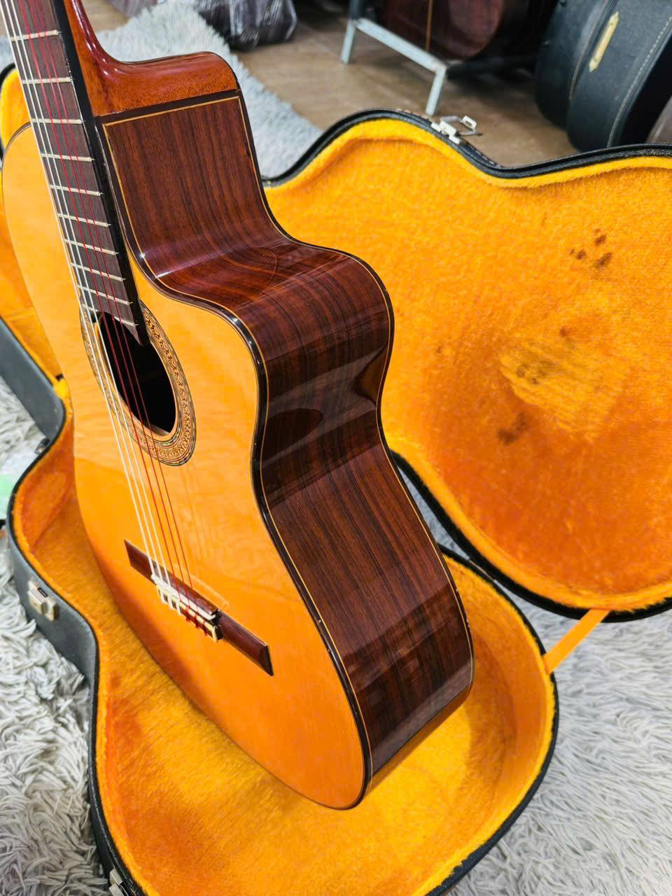 Đàn Guitar Classic Jose Antonio 8CCE