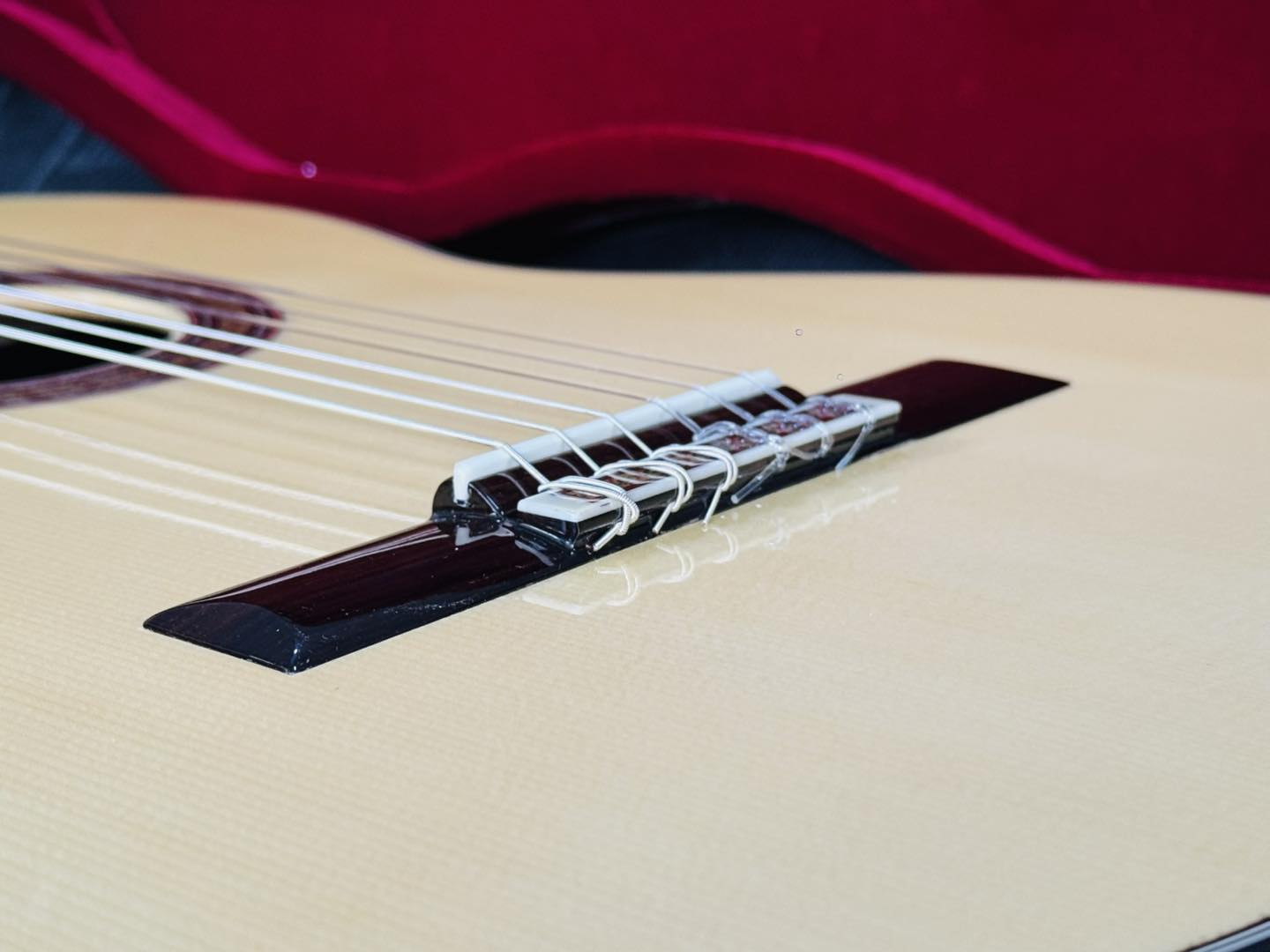 Đàn Guitar Classic Kodaira AST100L S