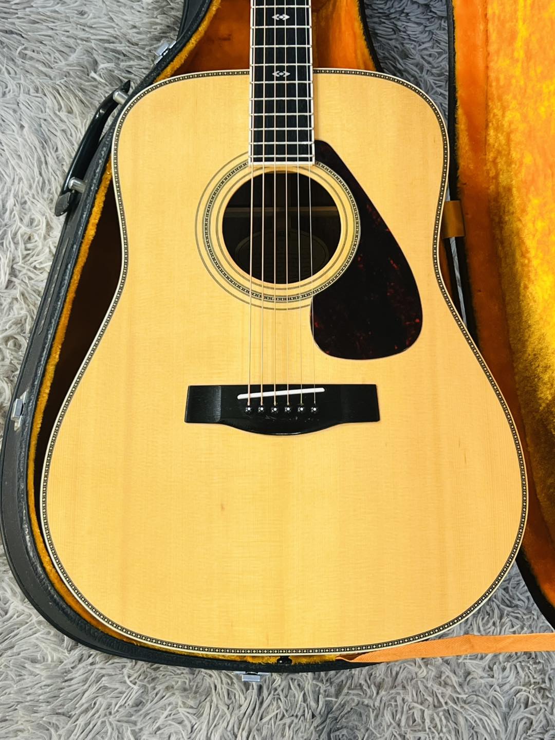 Đàn Guitar Acoustic Yamaha L8 Gen1