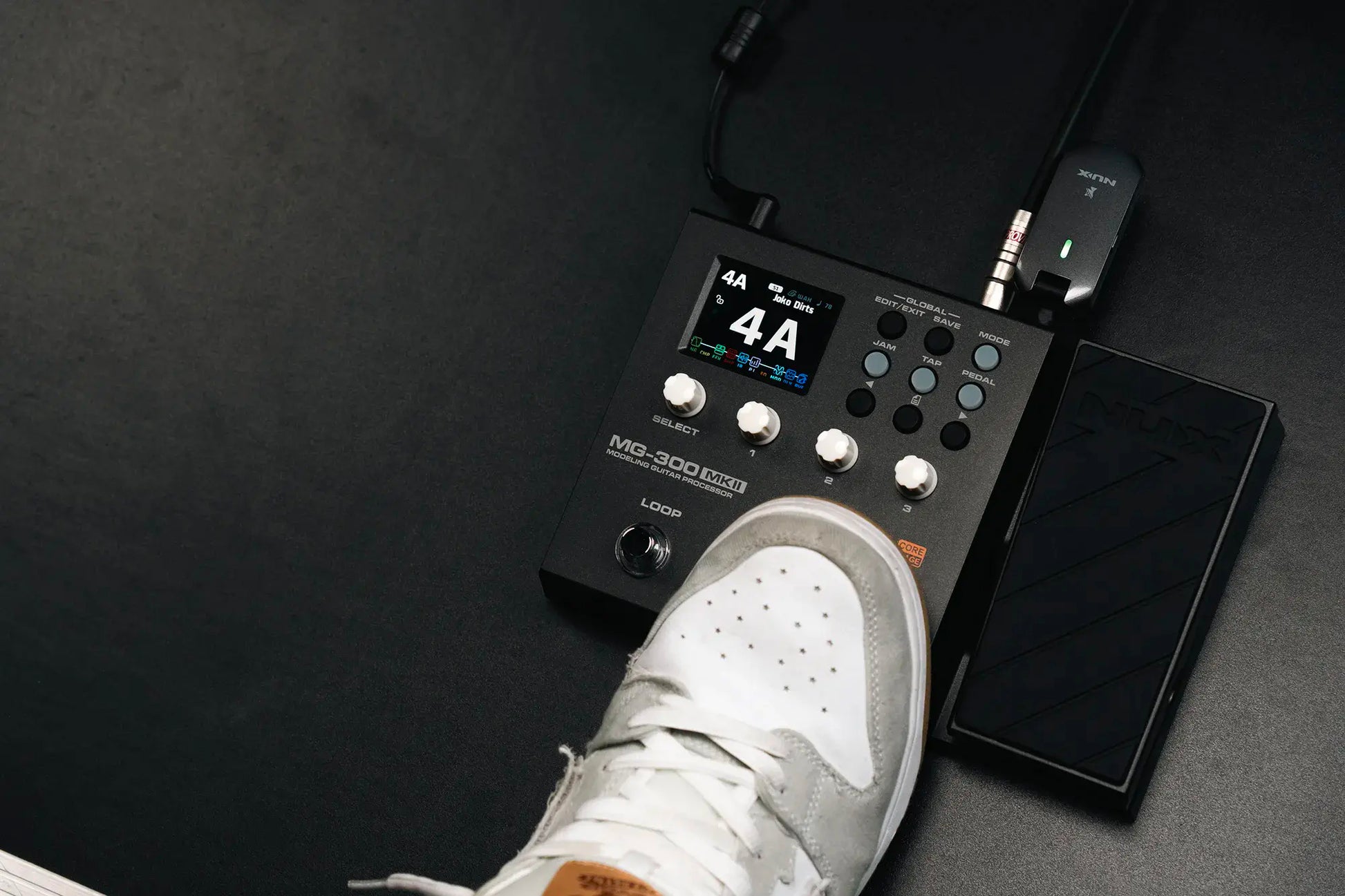 Pedal Guitar Nux MG300 MKII