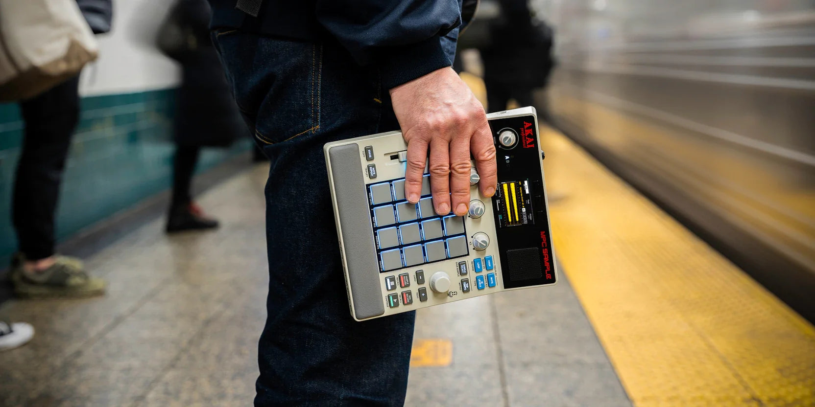 MIDI Pad Controller Akai Professional MPC Sample