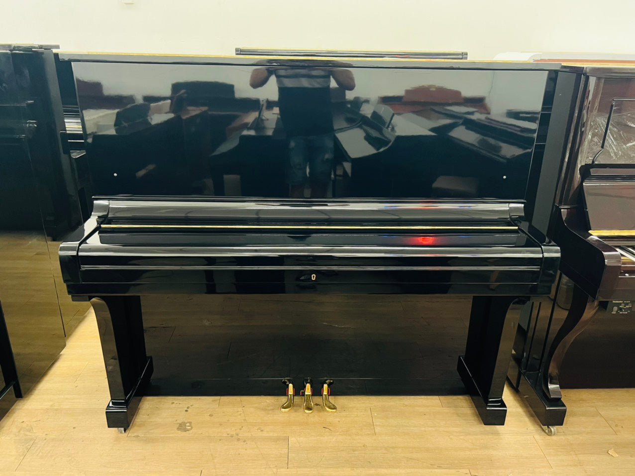 Đàn Piano Cơ Upright Kawai KU3D