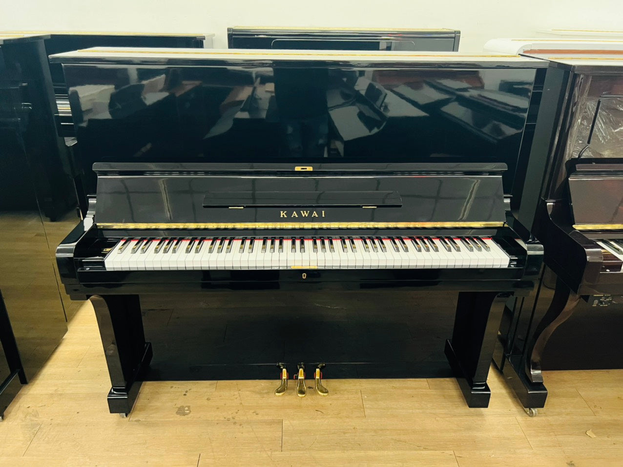 Đàn Piano Cơ Upright Kawai KU3D