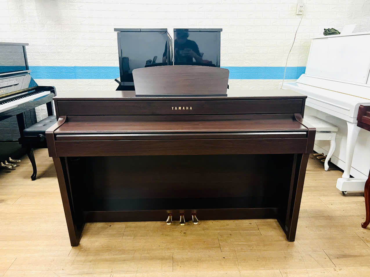 Đàn Piano Điện Yamaha CLP635