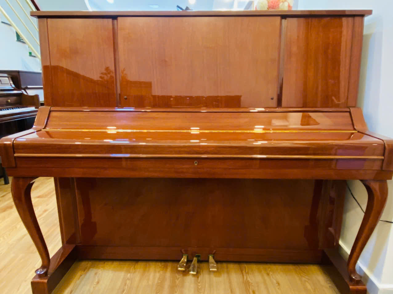 Đàn Piano Cơ Yamaha W106