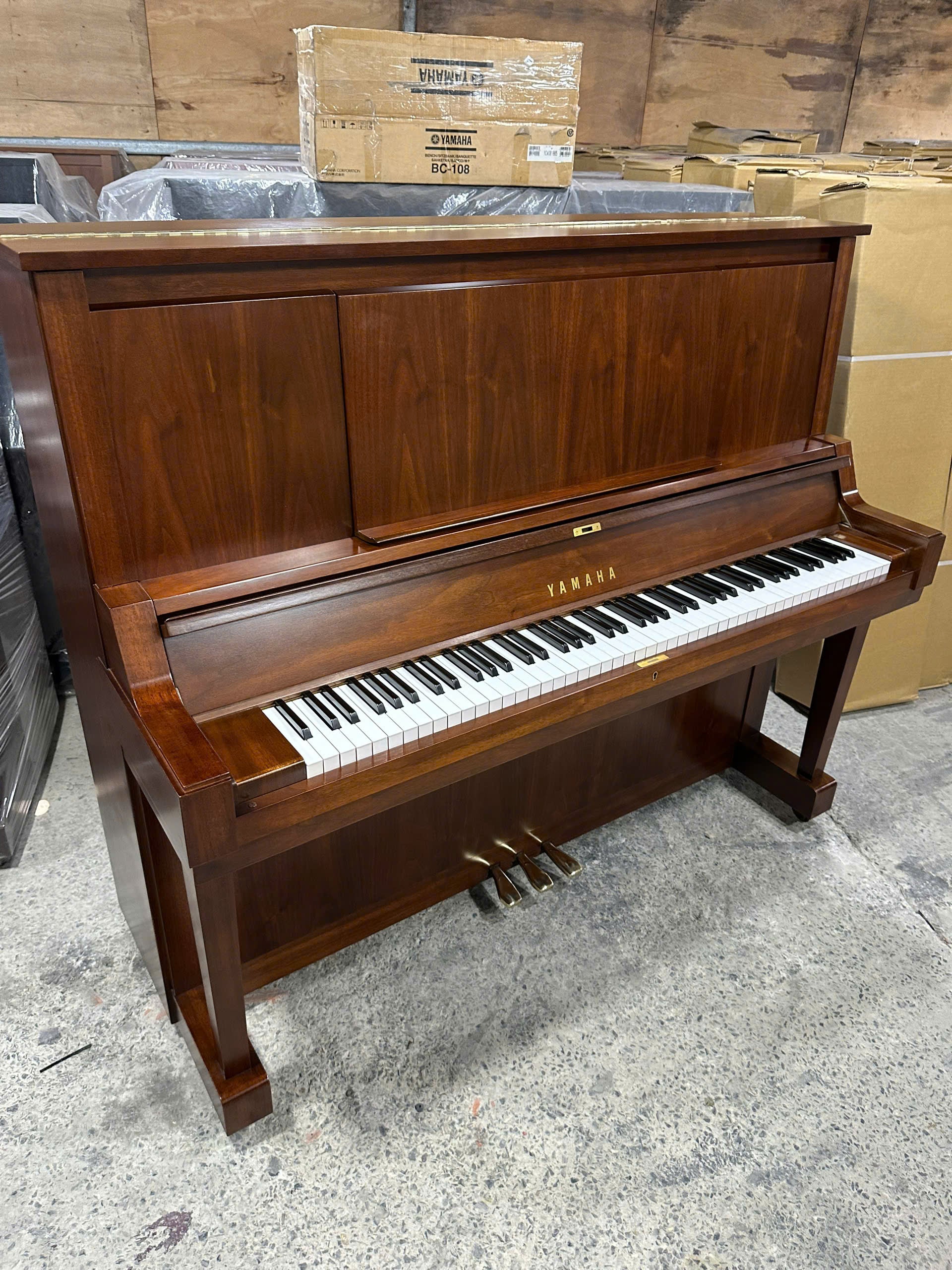 Đàn Piano Cơ Yamaha W102