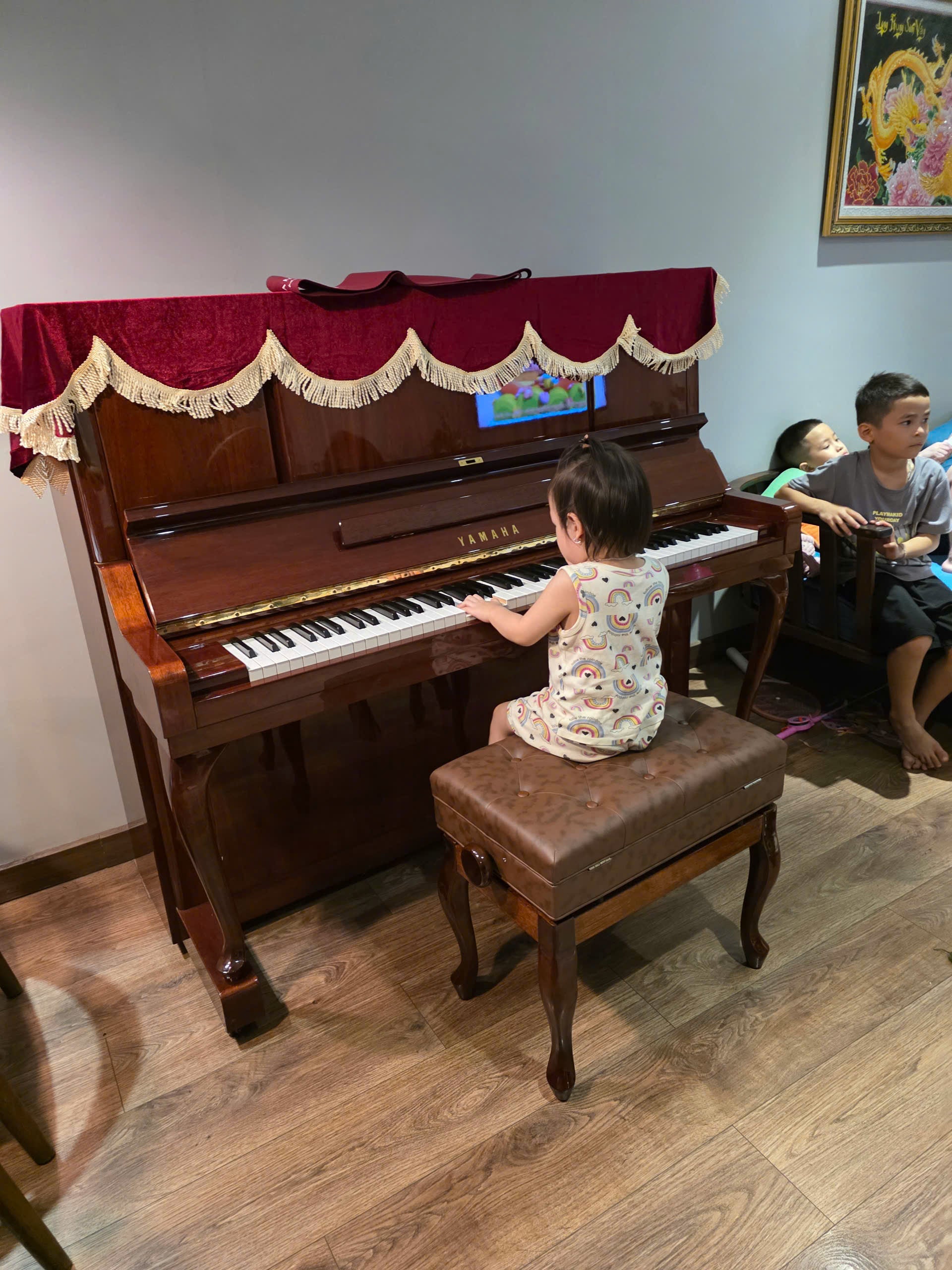 Đàn Piano Cơ Yamaha W106