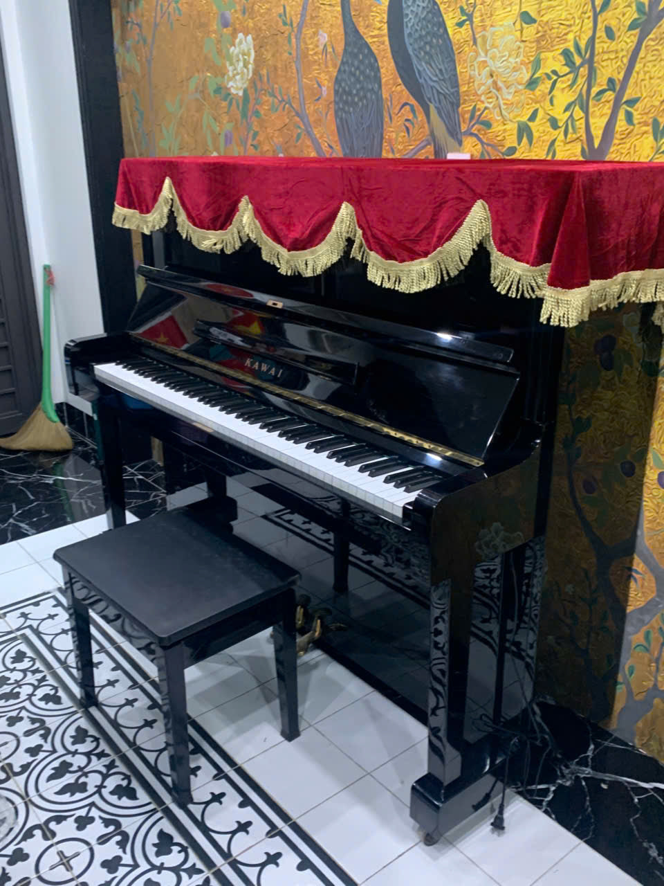 Đàn Piano Cơ Kawai BL31