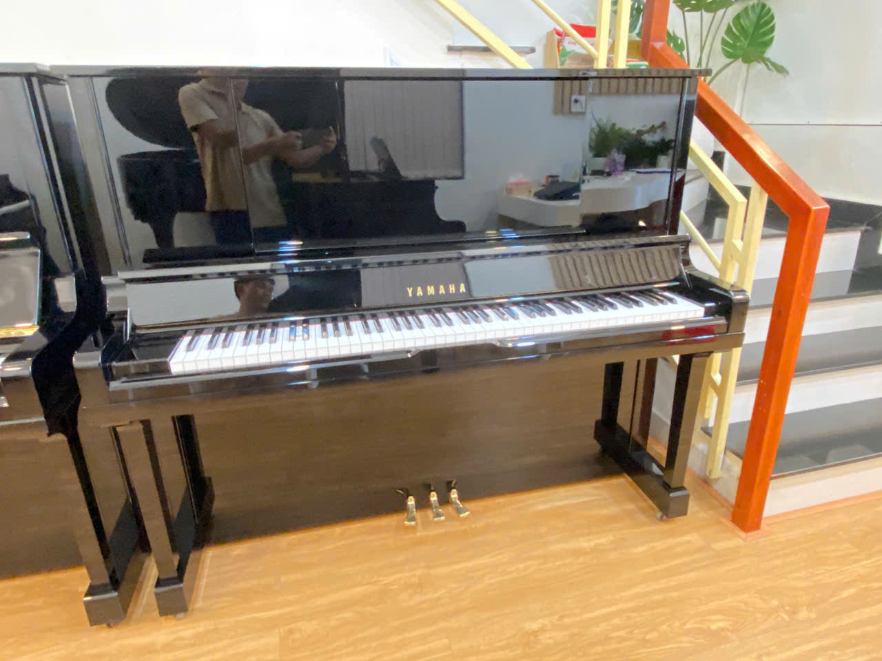 Đàn Piano Cơ Yamaha UX30BL