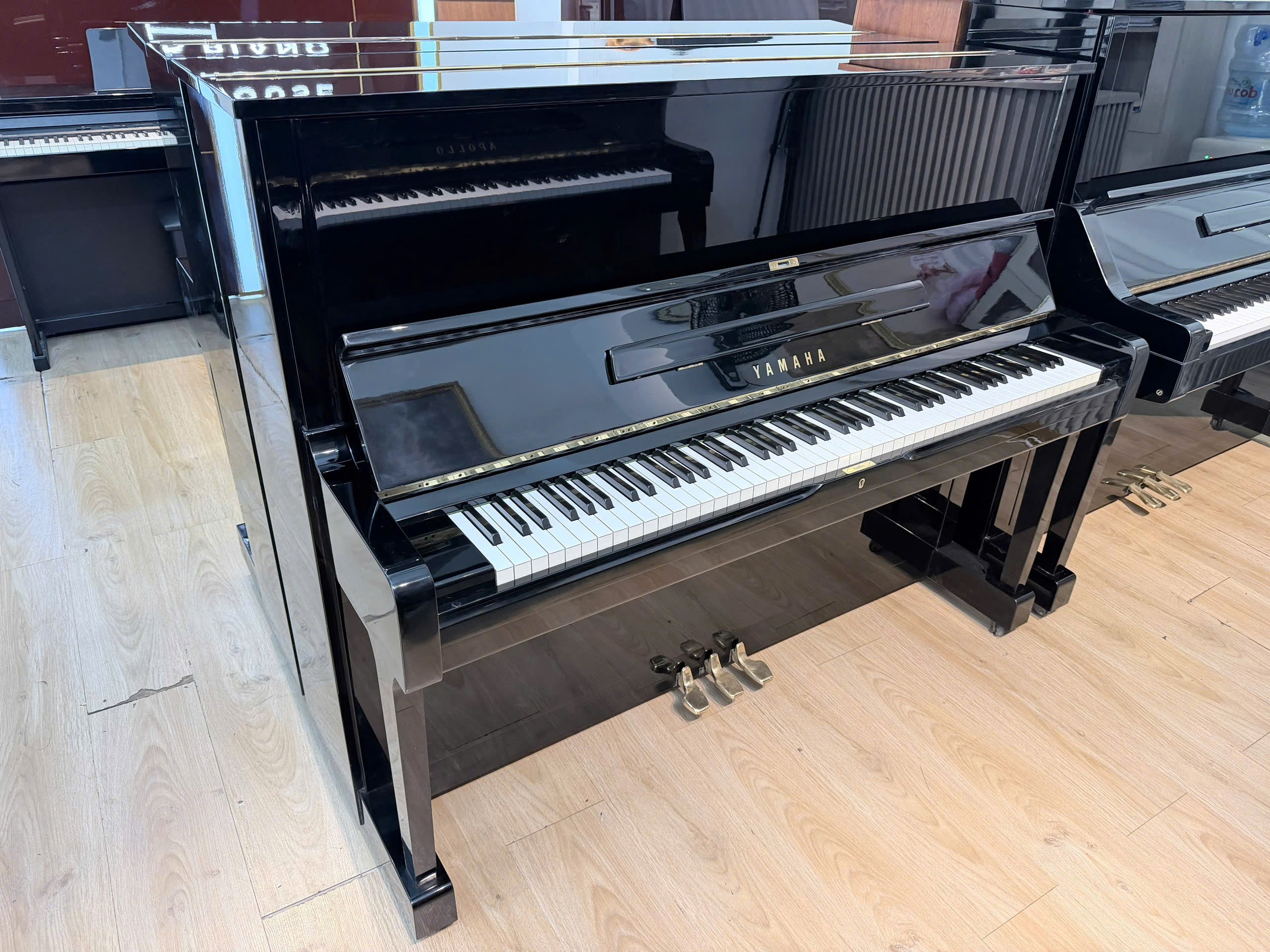 Đàn Piano Cơ Yamaha U1H