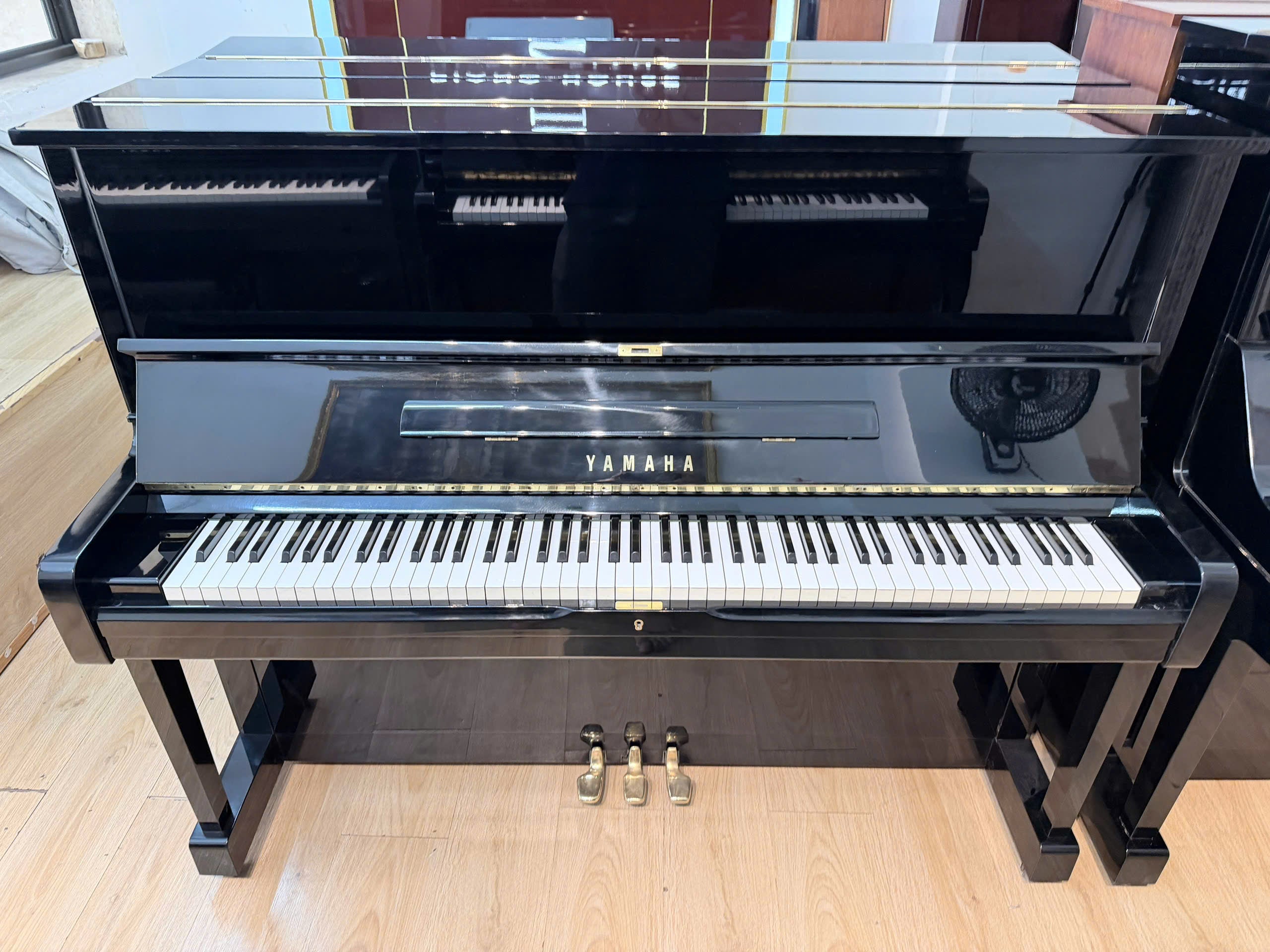 Đàn Piano Cơ Yamaha U1H
