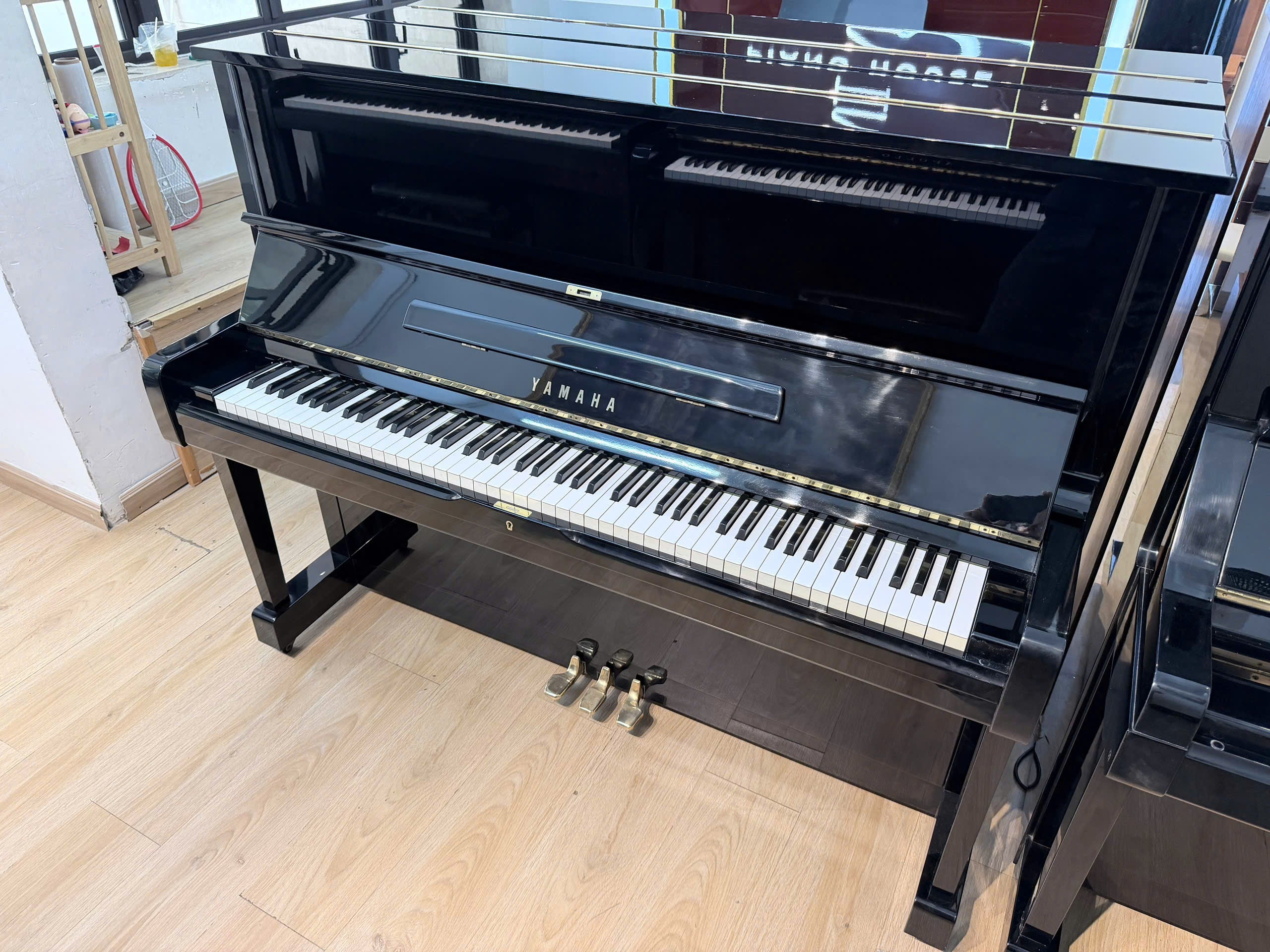 Đàn Piano Cơ Yamaha U1H