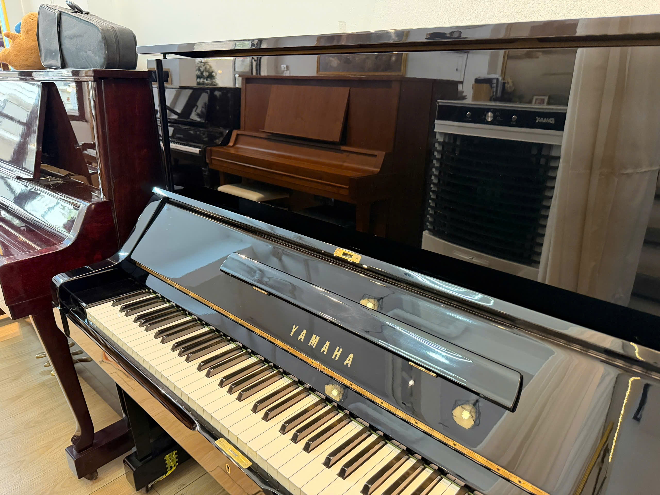 Đàn Piano Cơ Yamaha UX