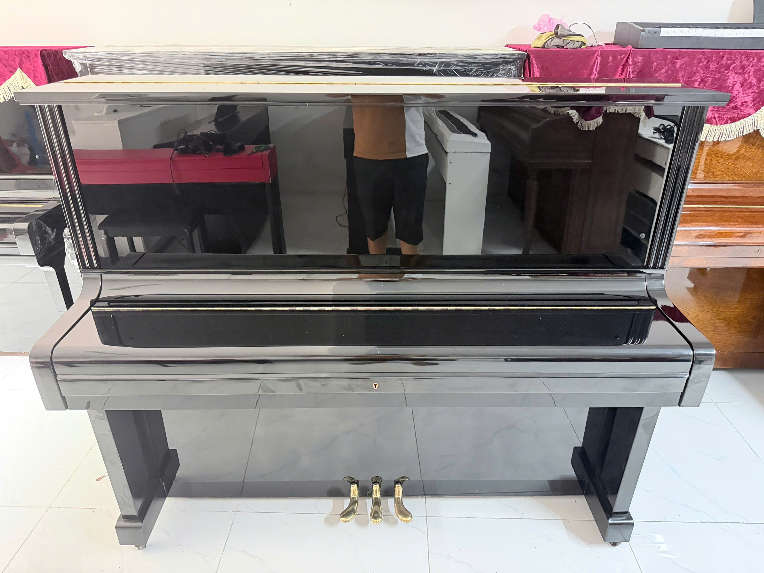Đàn Piano Cơ Upright Kawai BL51
