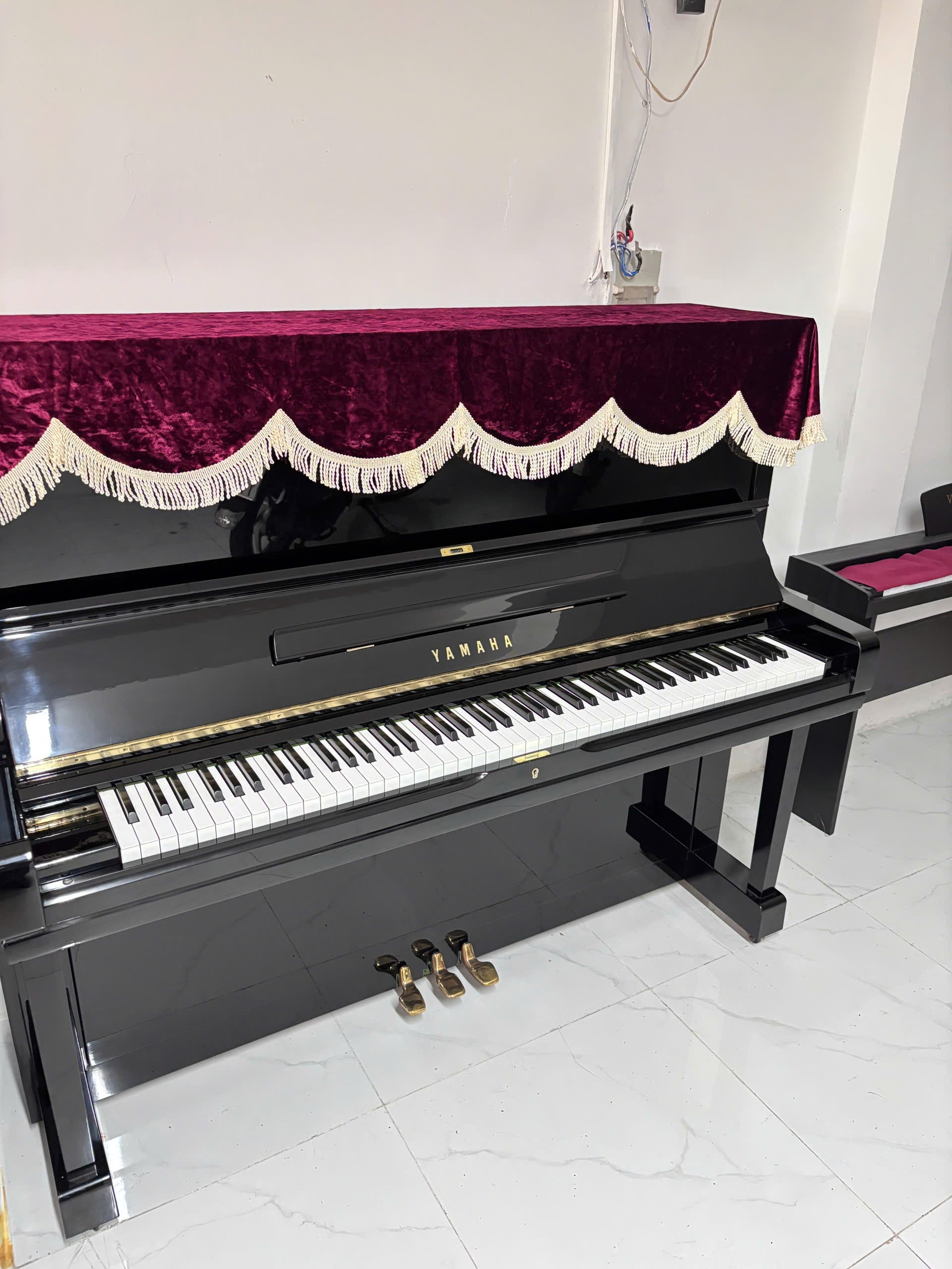 Đàn Piano Cơ Upright Yamaha U3H
