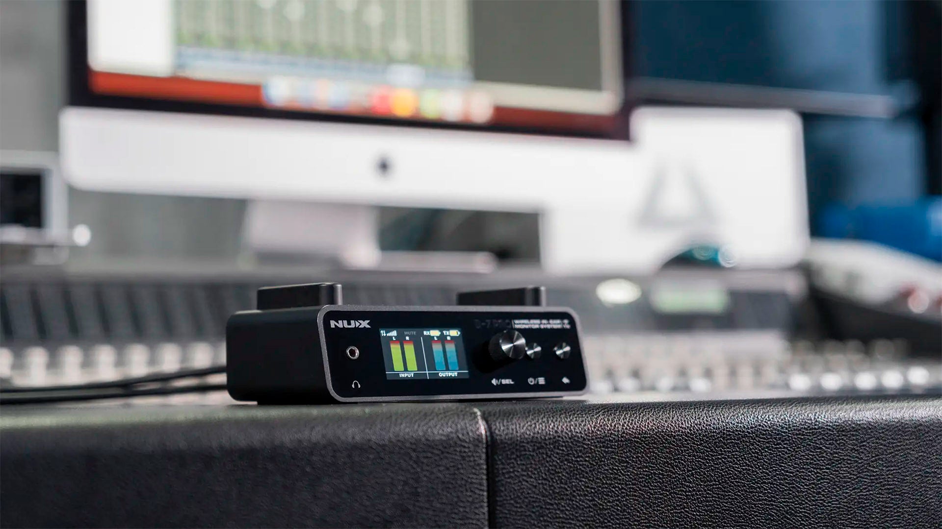 Bộ Thu Phát Tín Hiệu Không Dây In Ear Monitor Wireless System Nux B7 Pro