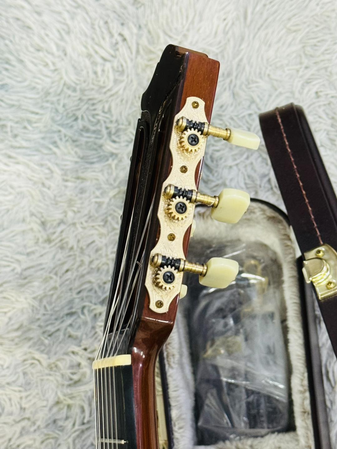 Đàn Guitar Classic Yamaha GC60