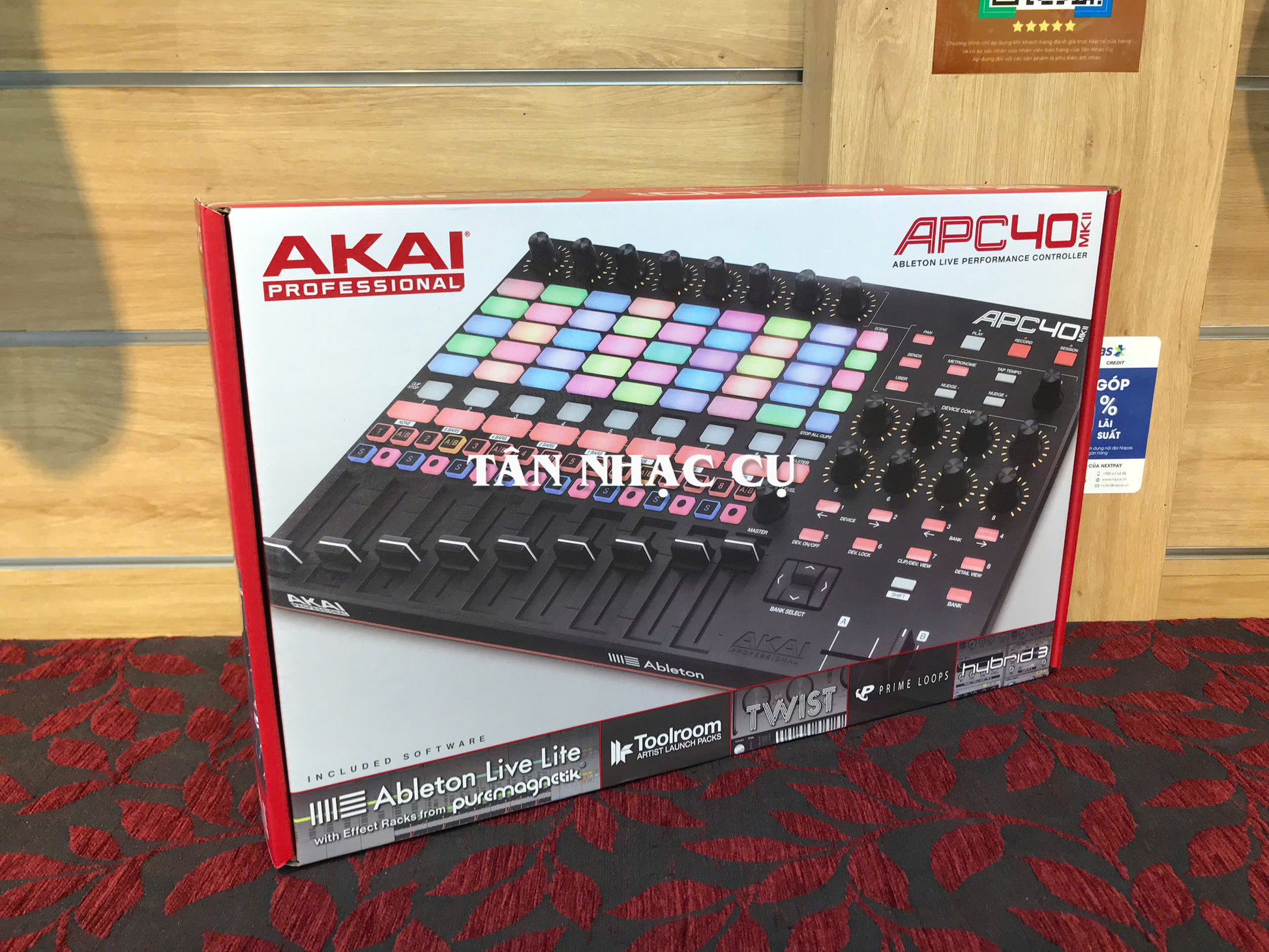 MIDI Pad Controller Akai APC40 MKII