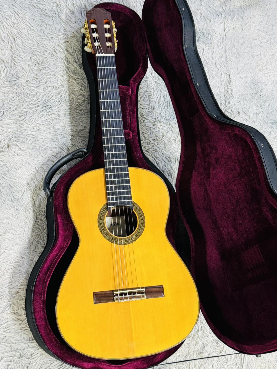 Đàn Guitar Classic Aria AC80