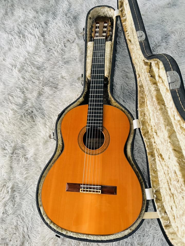 Đàn Guitar Classic Matsuoka M150