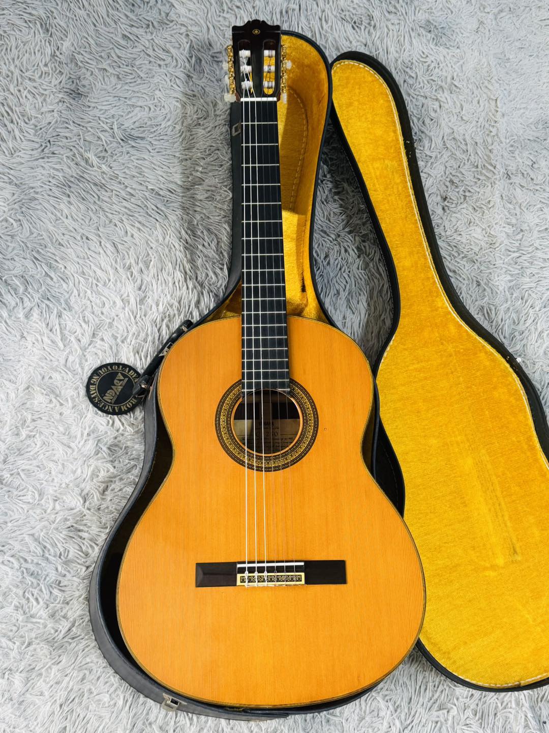 Đàn Guitar Classic Yamaha C250
