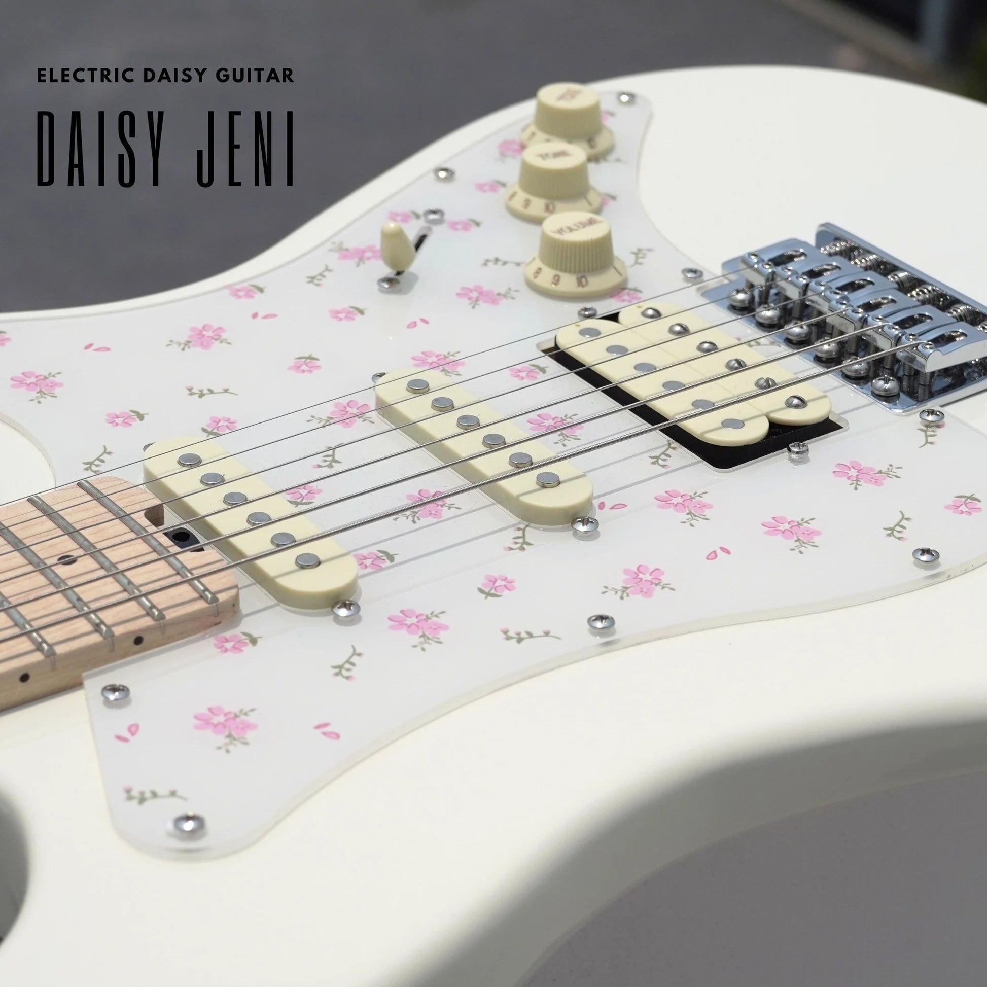 Đàn Guitar Điện Daisy Jeni E200 HSS Electric Guitar, Maple Fingerboard, White