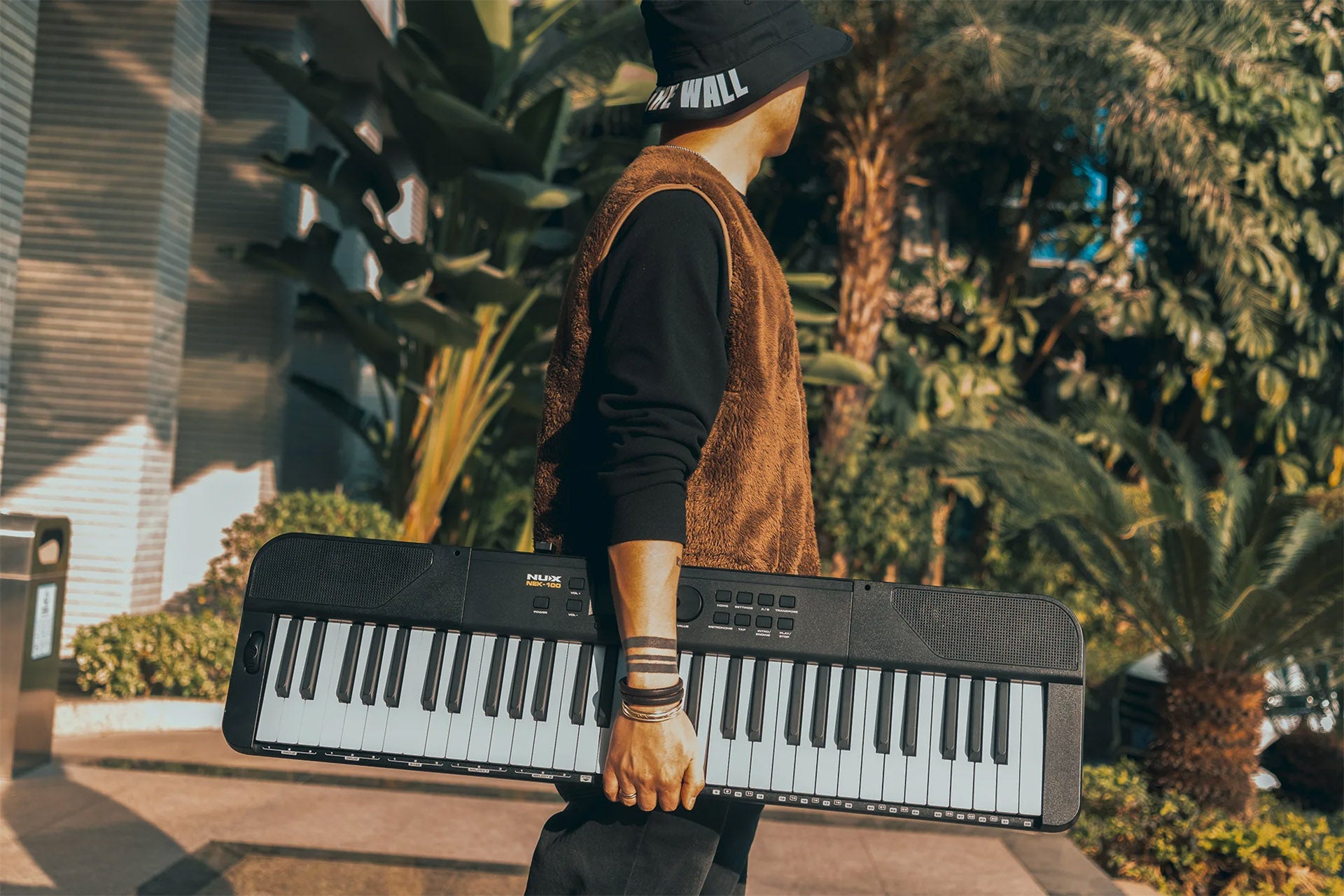 Đàn Organ Nux NEK100, Black