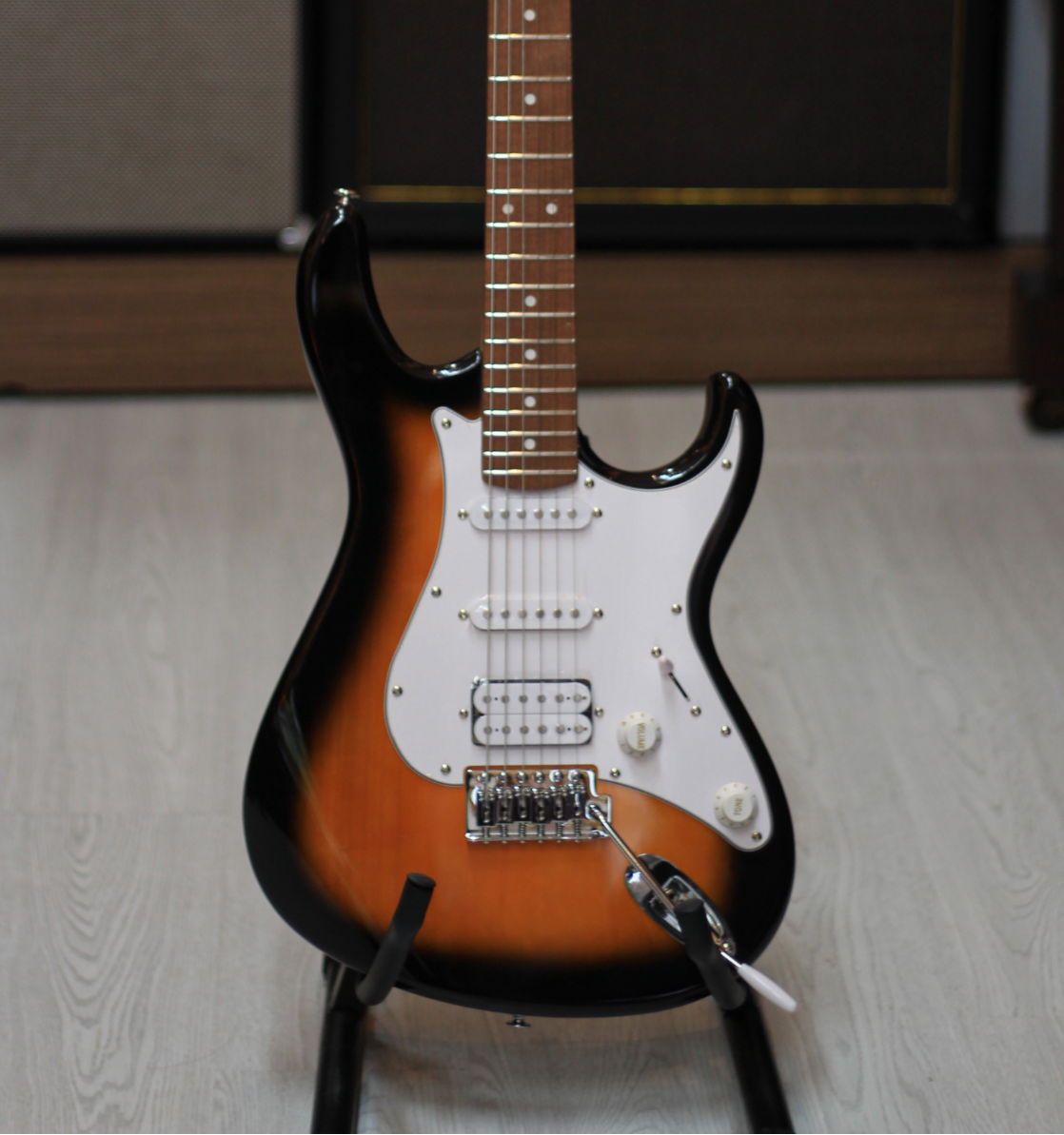  Đàn Guitar Điện Cort G110, Gloss Sunburst