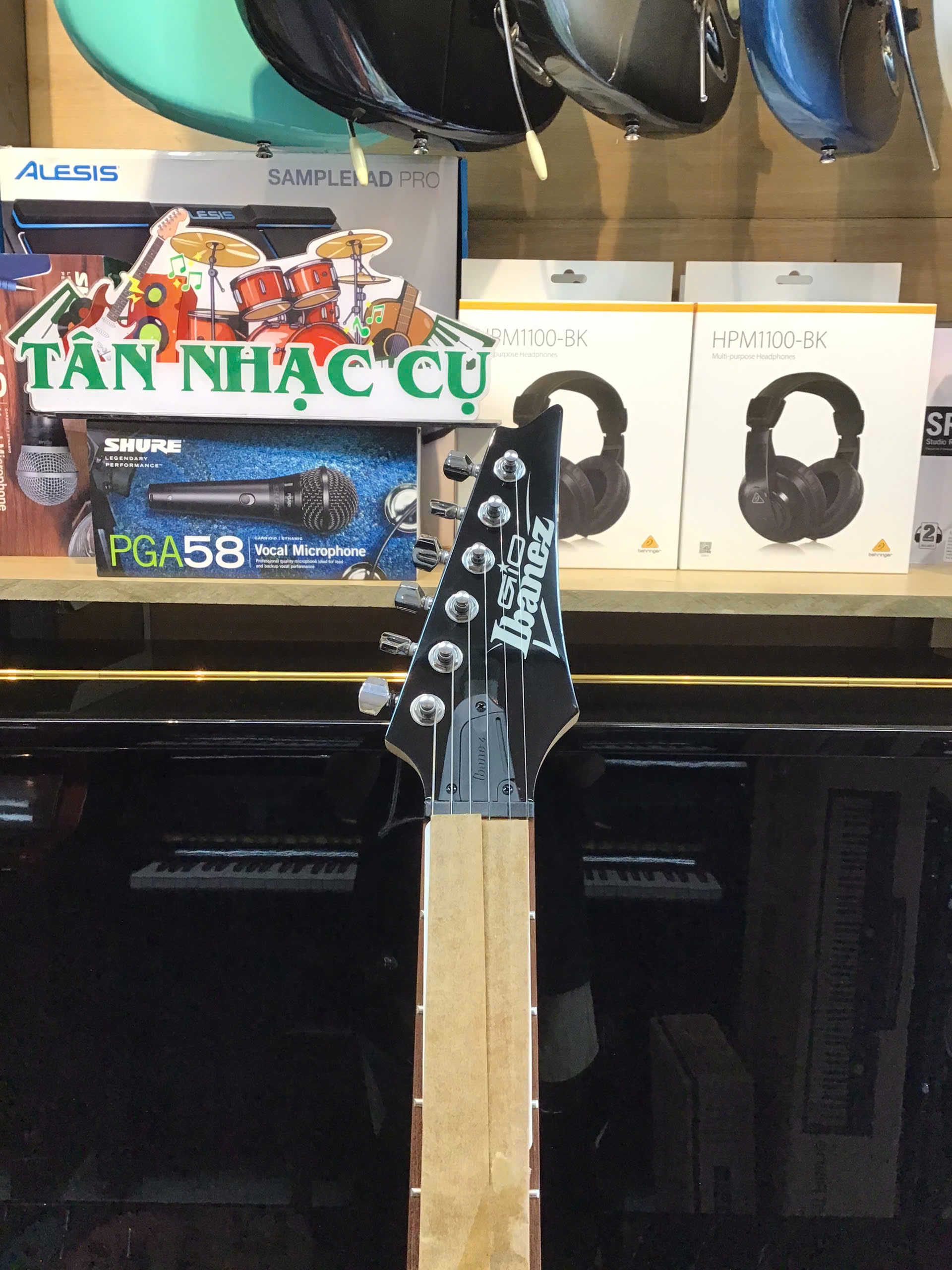 Đàn Guitar Điện Ibanez GIO GRG140 HH Electric Guitar, New Zealand Pine Fingerboard, Sunburst