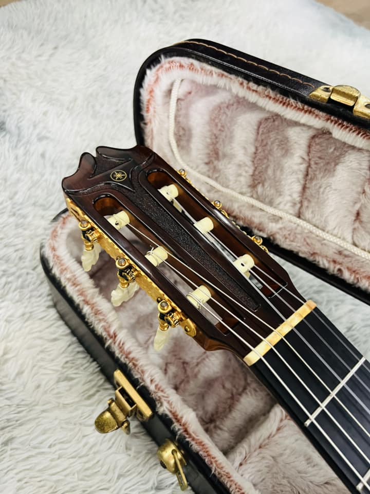 Đàn Guitar Classic Yamaha GC30B