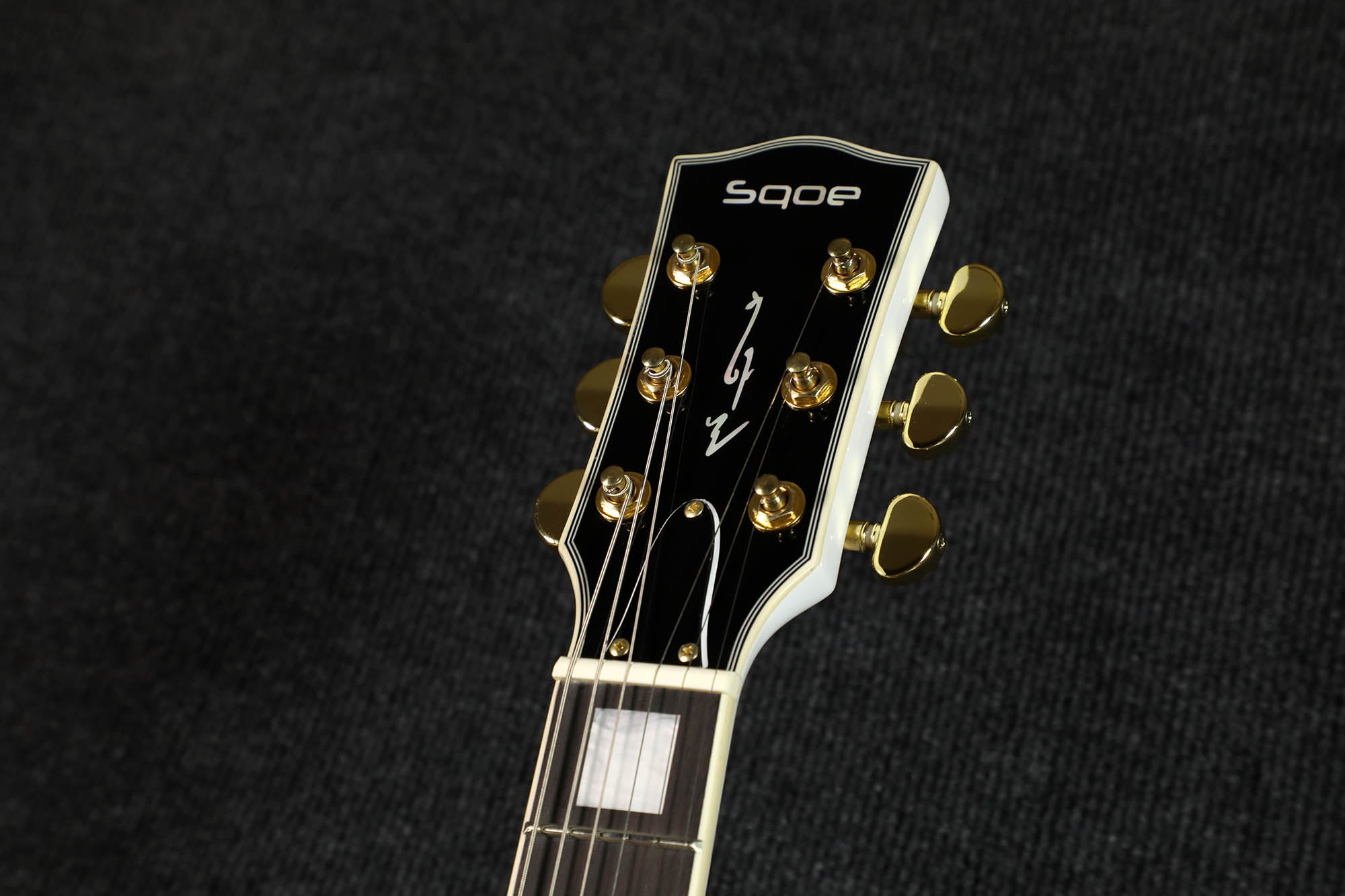 Đàn Guitar Điện Sqoe SELP300 HH Electric Guitar w/Case, White