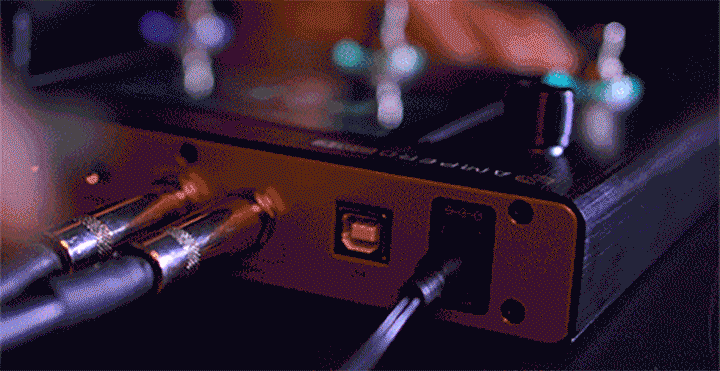 Pedal Guitar Hotone Ampero One MP80 Amp Modeler and Effects Processor