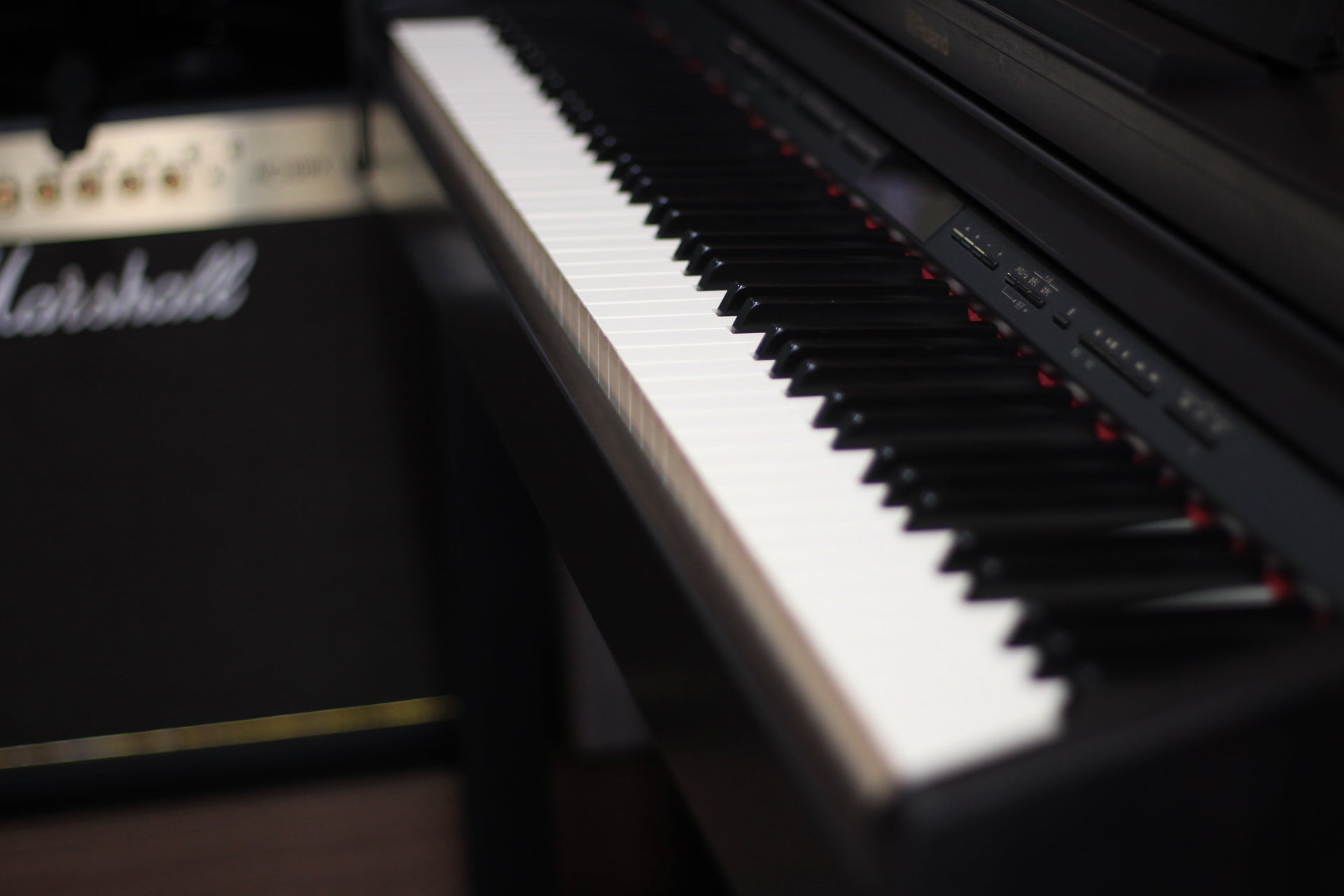 Đàn Piano Điện Roland HP601