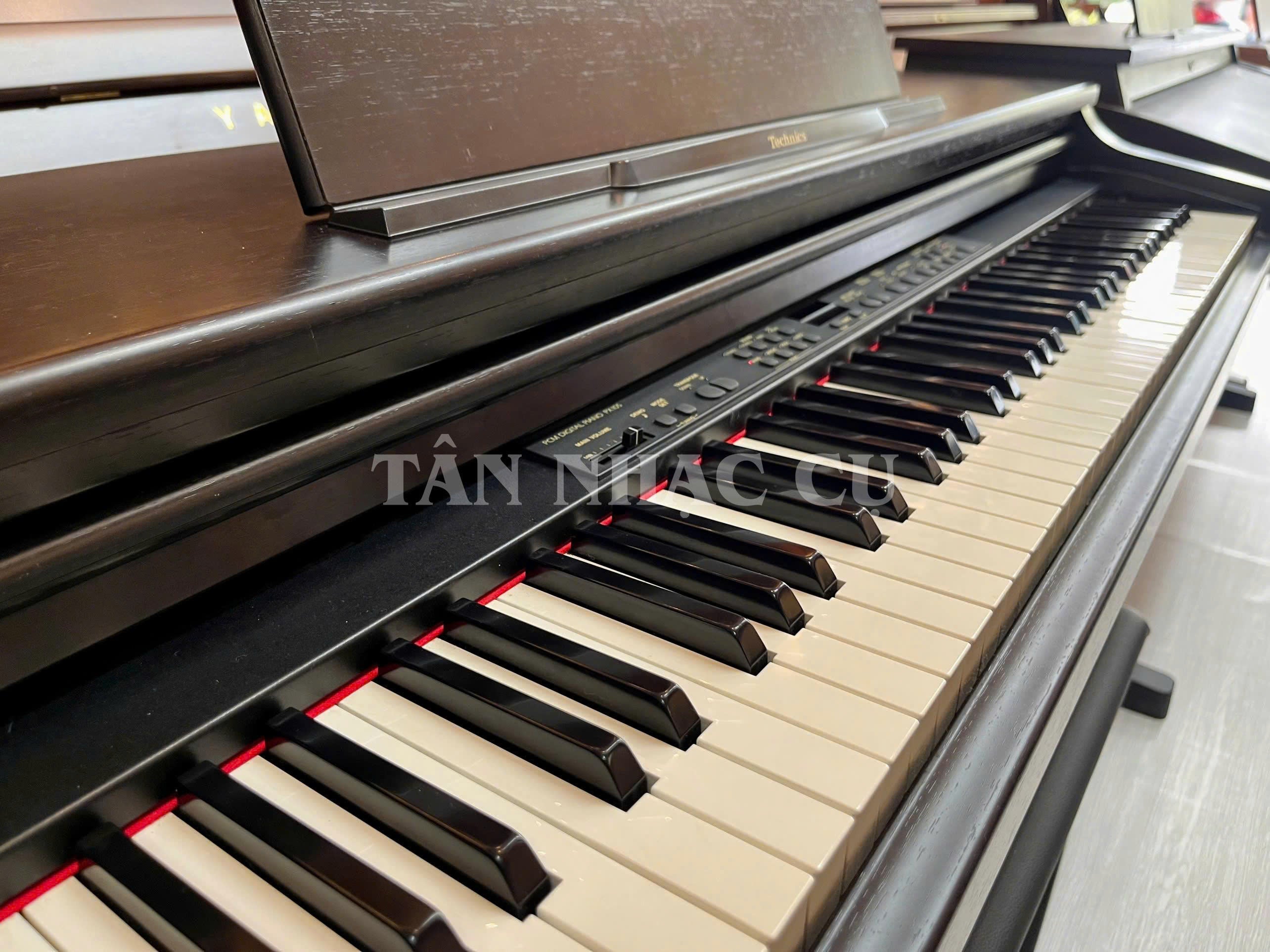Đàn Piano Điện Technics PX105