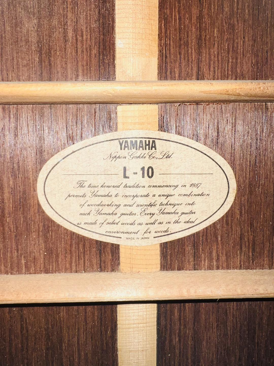 Đàn Guitar Acoustic Yamaha L10 Gen1