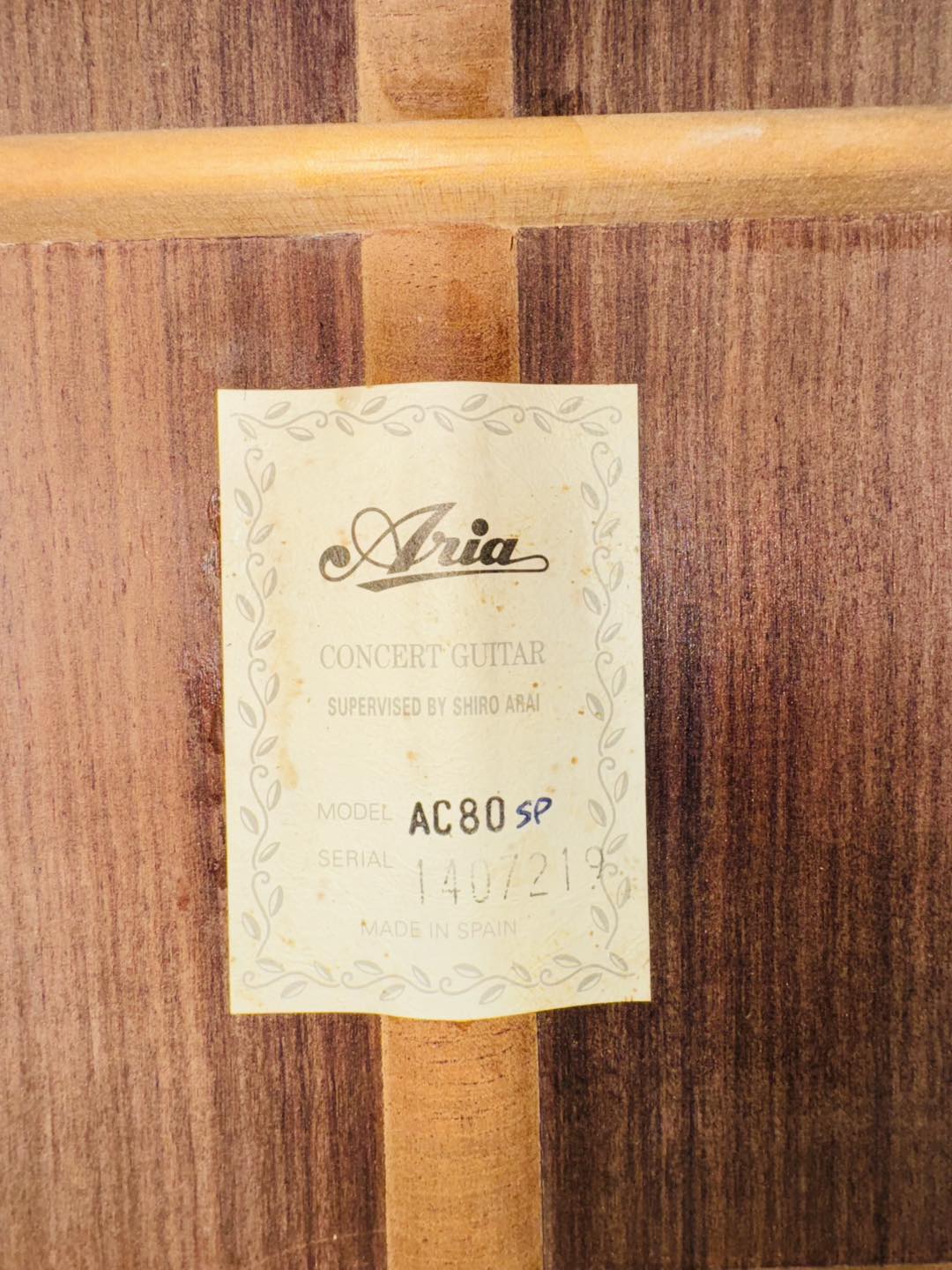 Đàn Guitar Classic Aria AC80