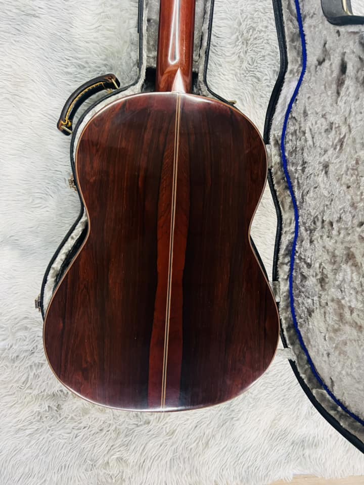 Đàn Guitar Classic Hiroshi Tamura P100